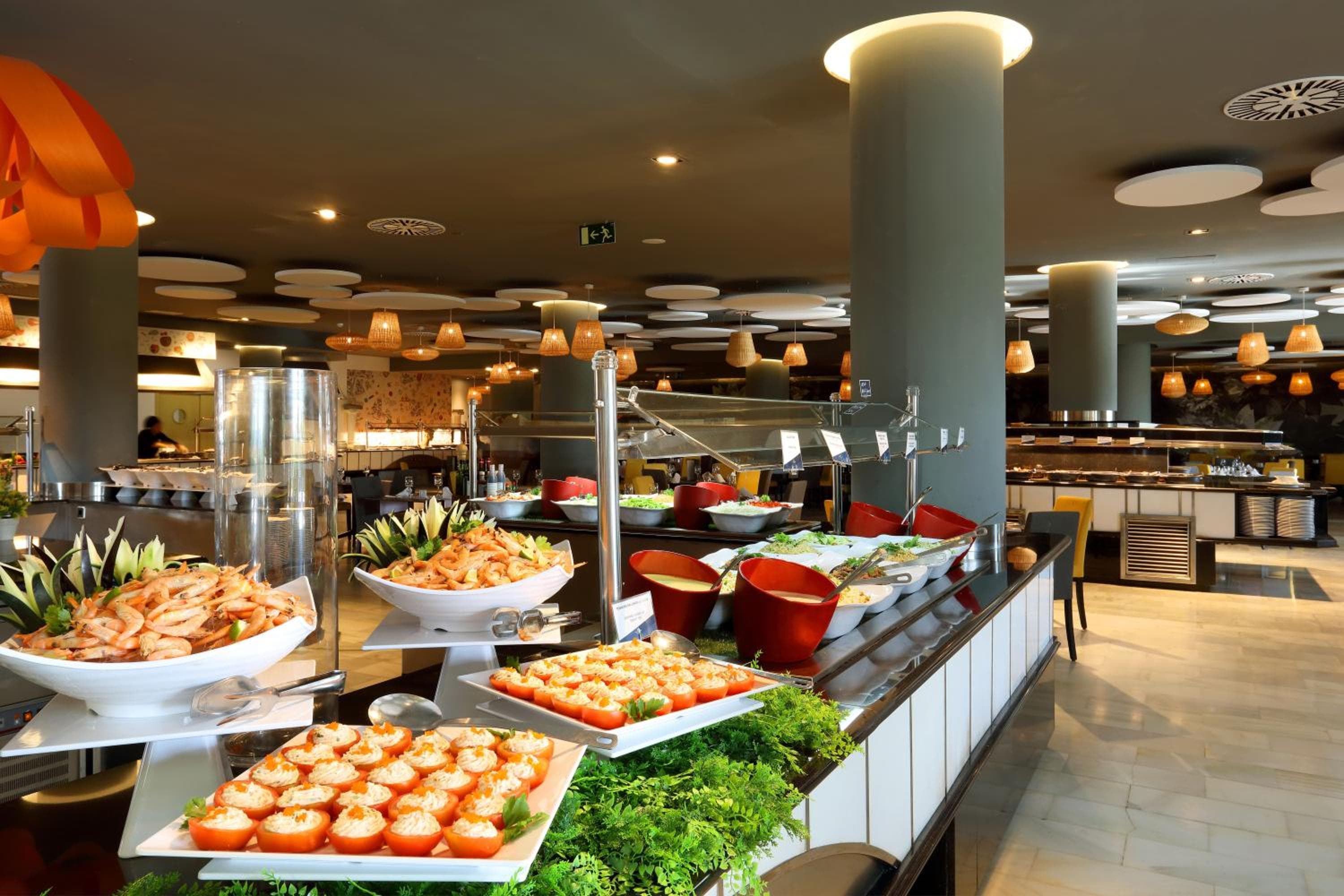 Grand Palladium White Island Resort & Spa - All Inclusive — 24