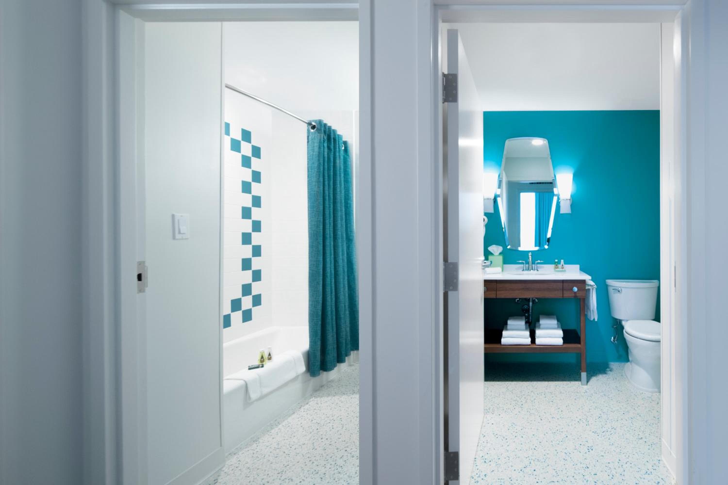 Universal's Cabana Bay Beach Resort — 7
