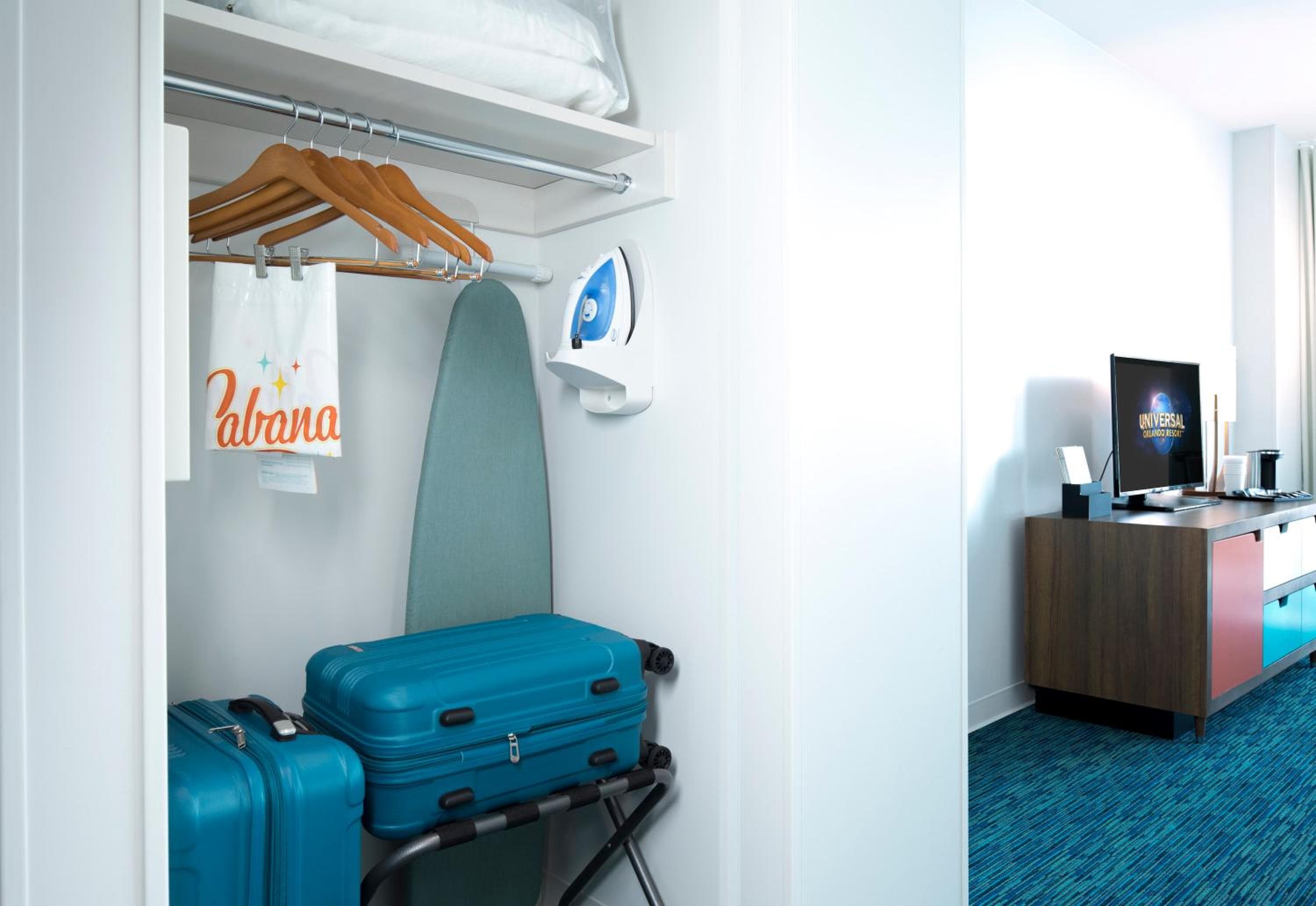 Universal's Cabana Bay Beach Resort — 14