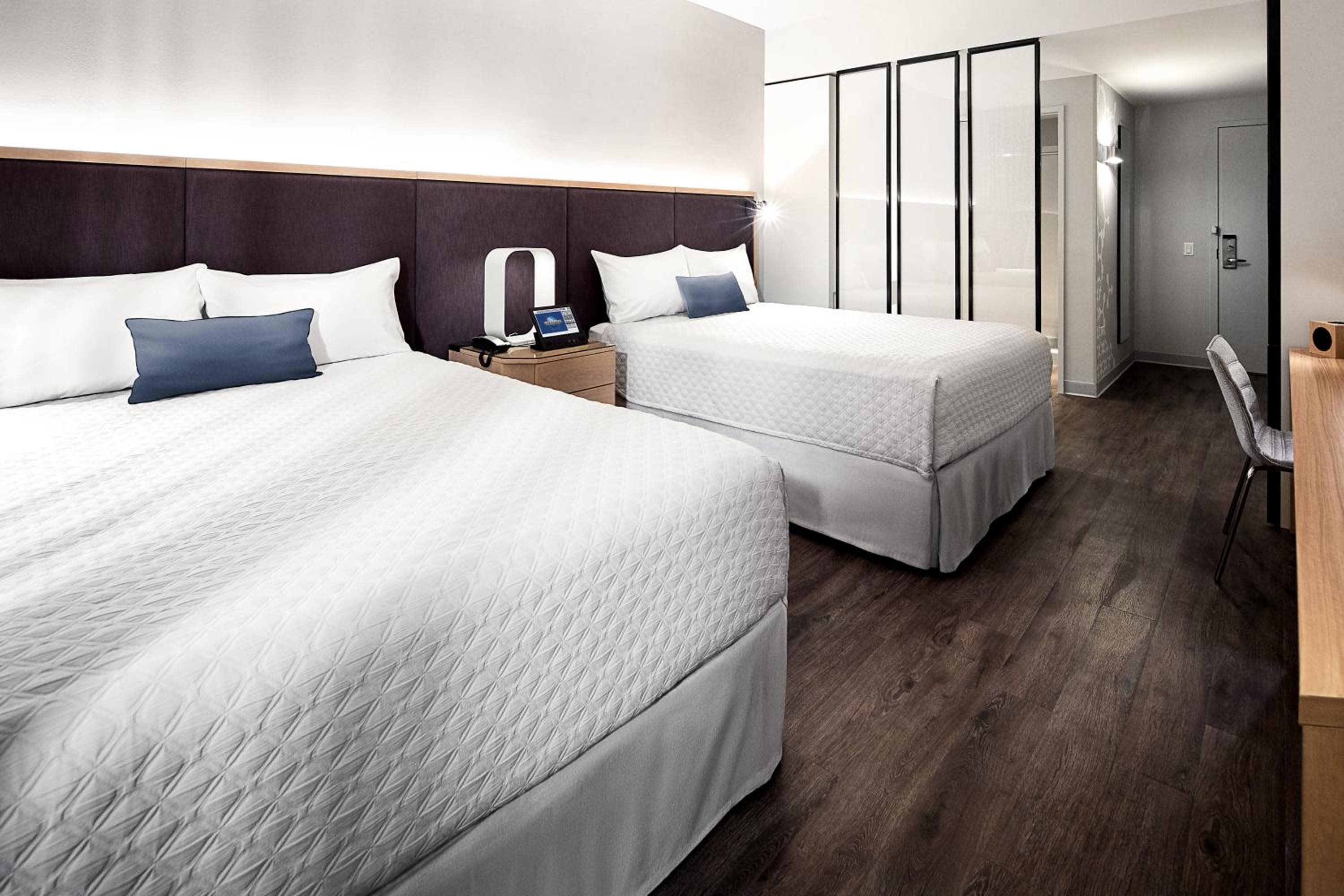 Universal's Aventura Hotel — 25