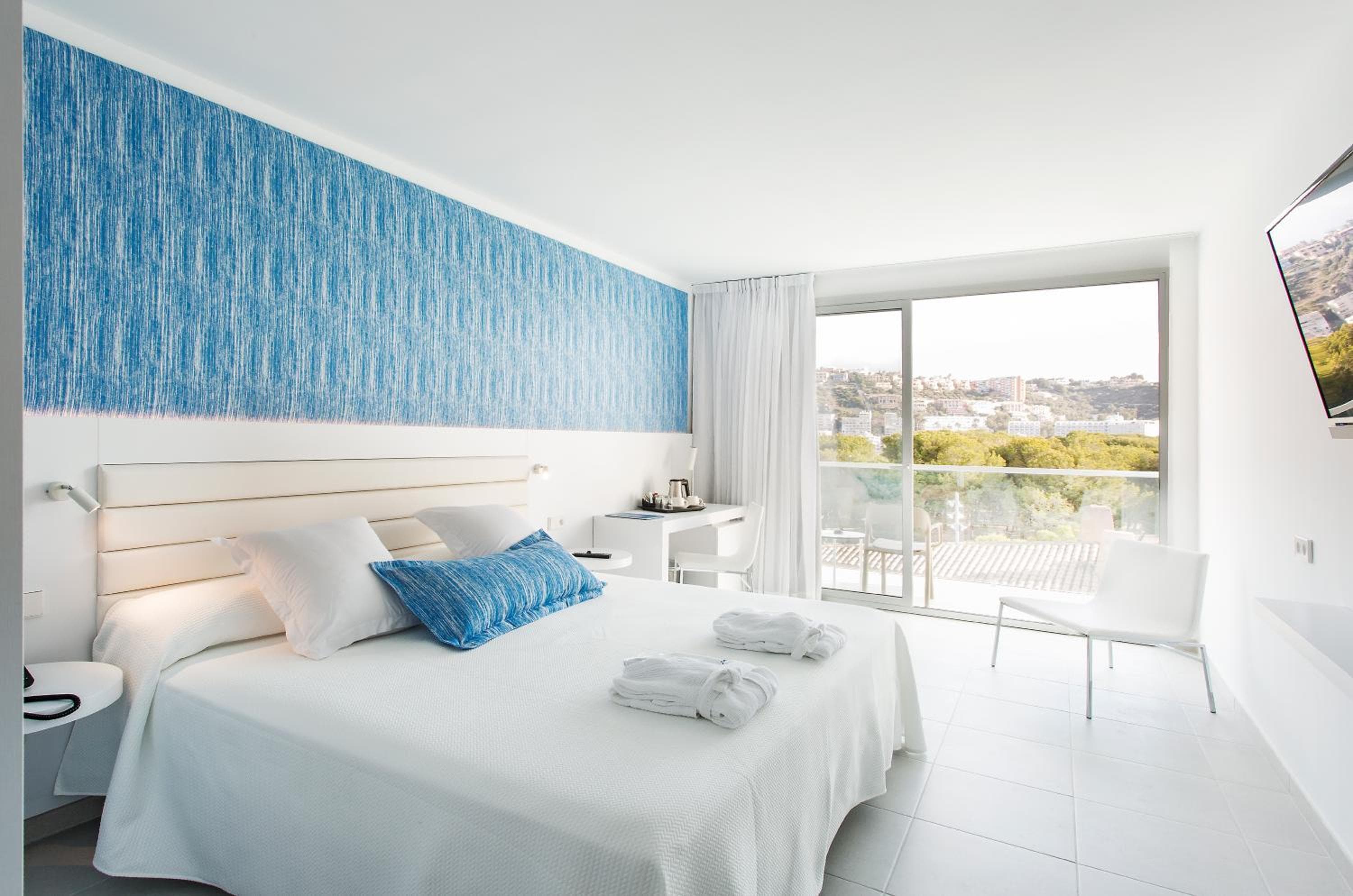 Reverence Life Hotel - Adults Only — 24