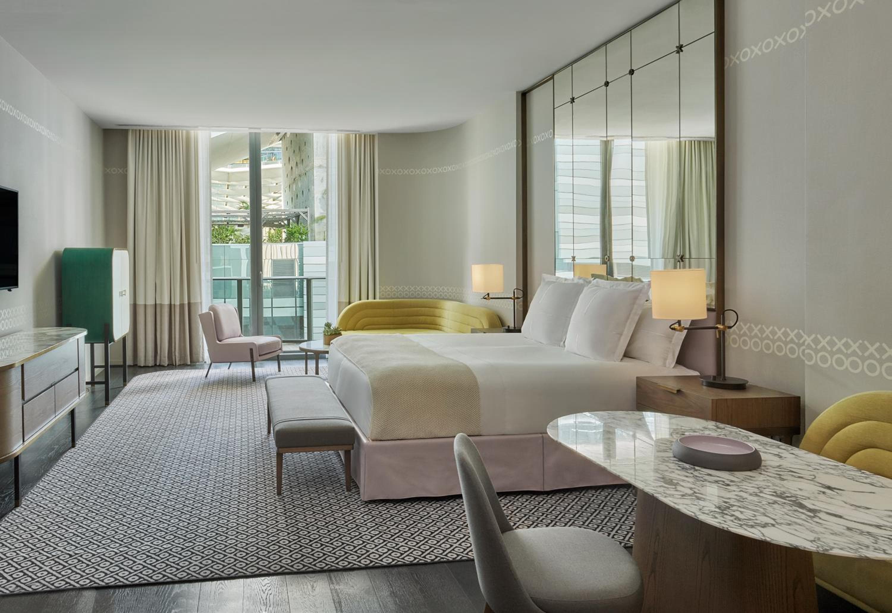 SLS LUX Brickell — 23