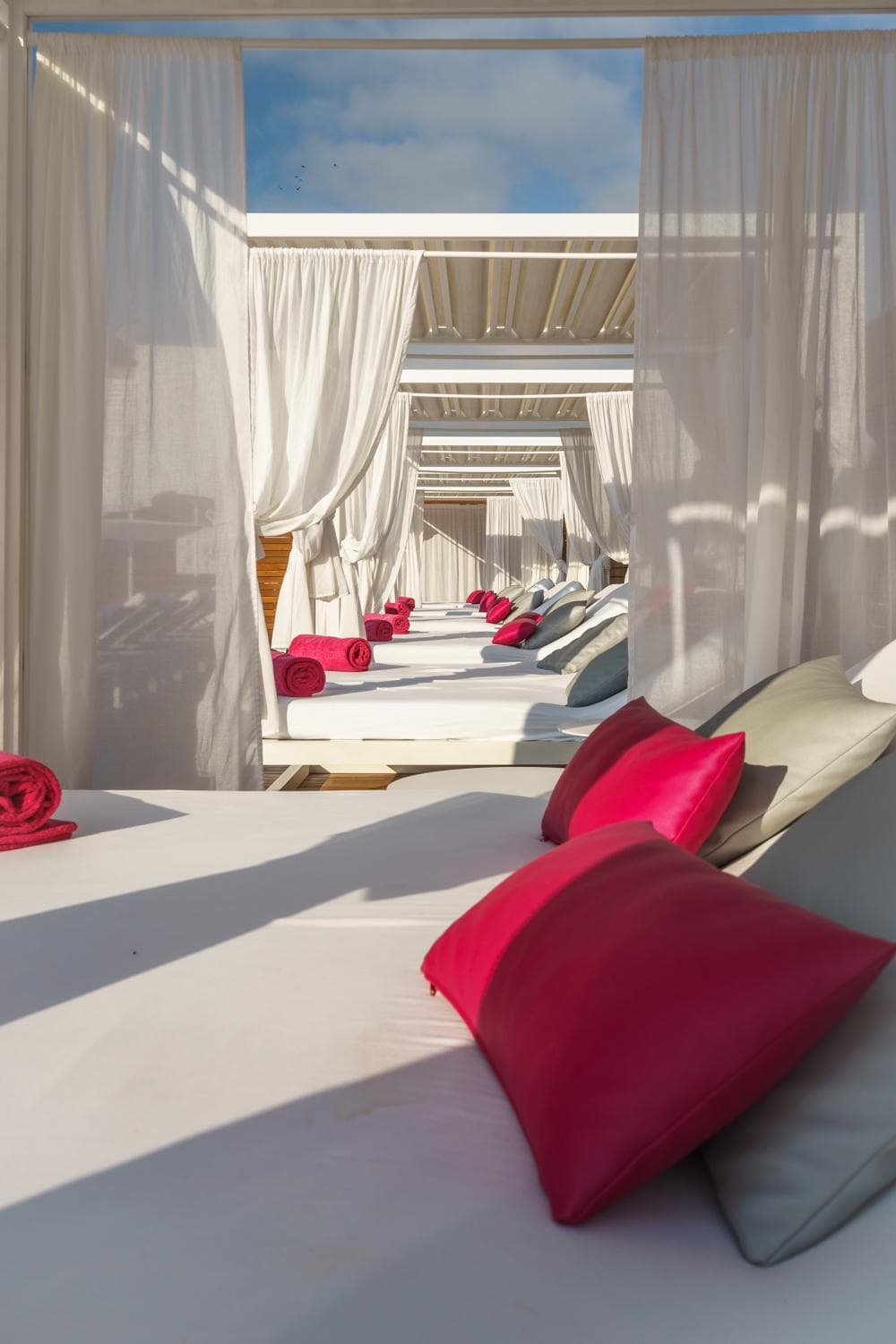 One Ibiza Suites — 10