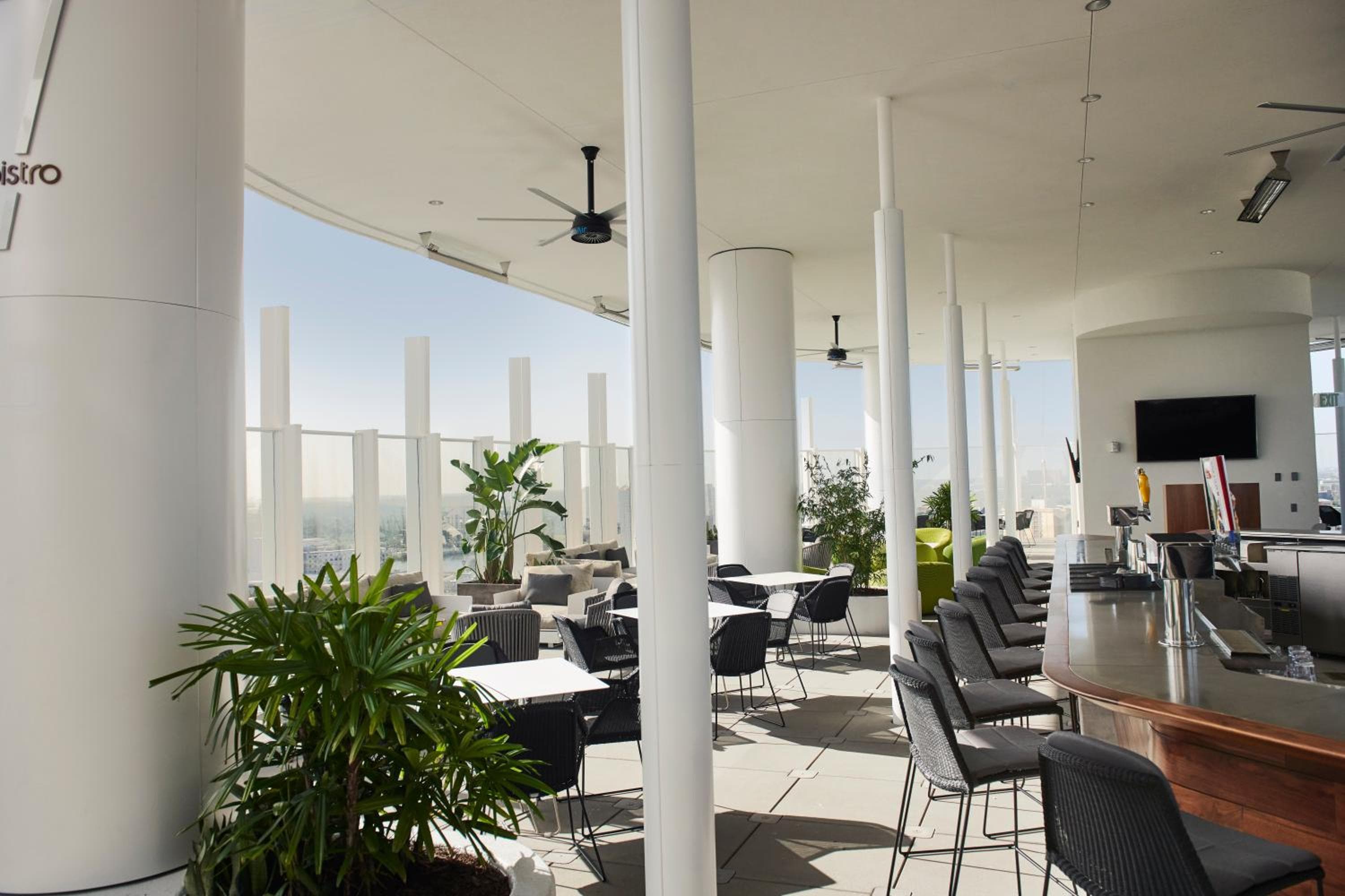 Universal's Aventura Hotel — 14