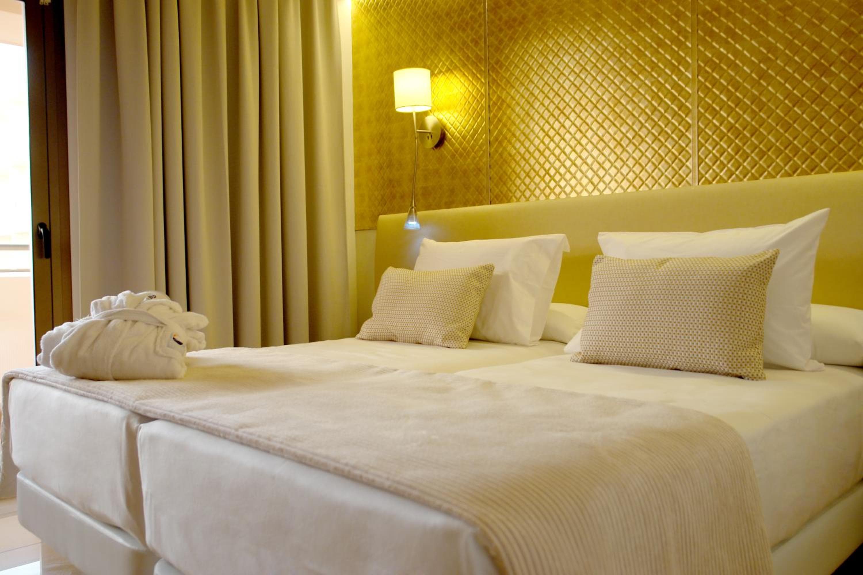Invisa Hotel La Cala — 11