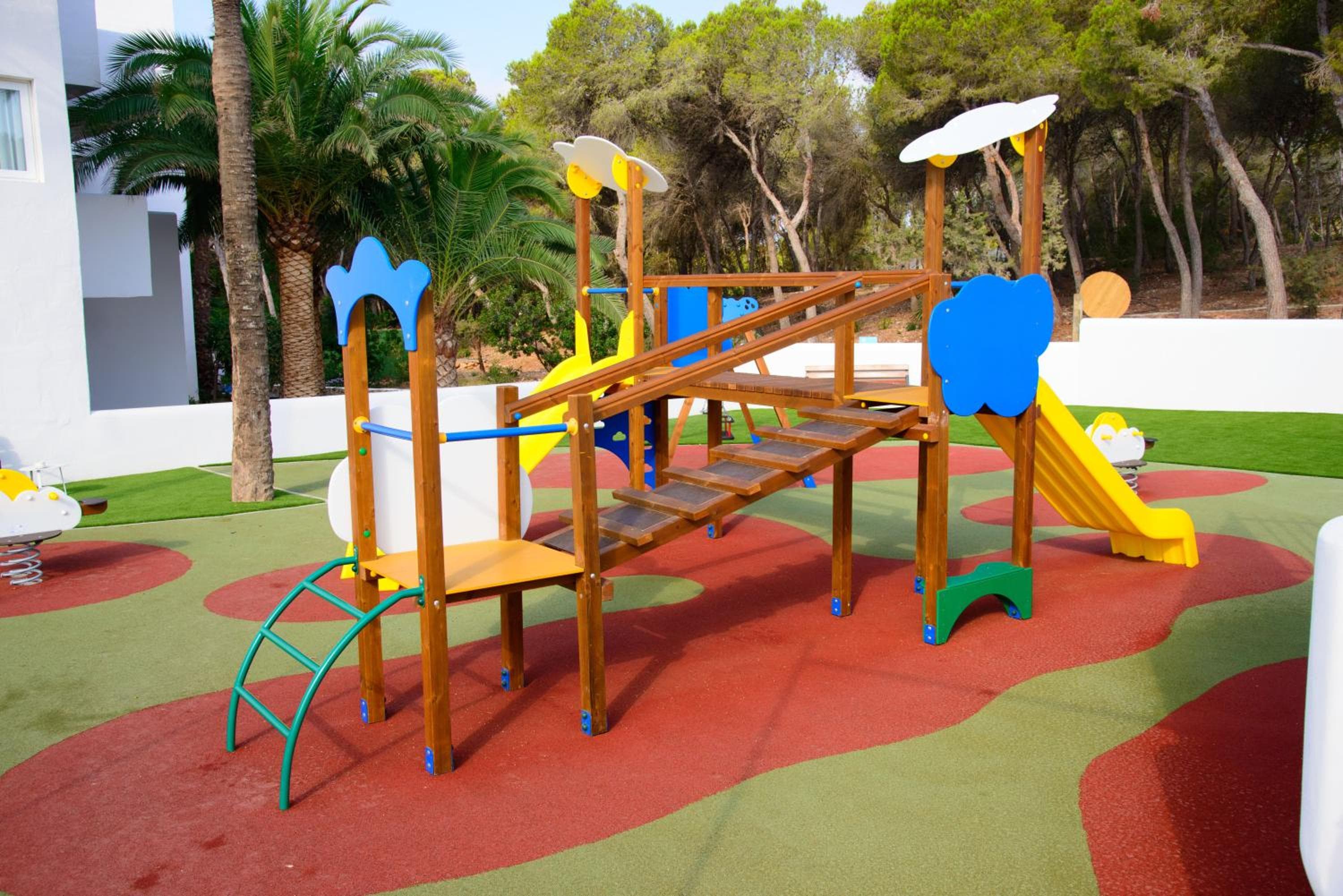 Cala Llenya Resort Ibiza — 15
