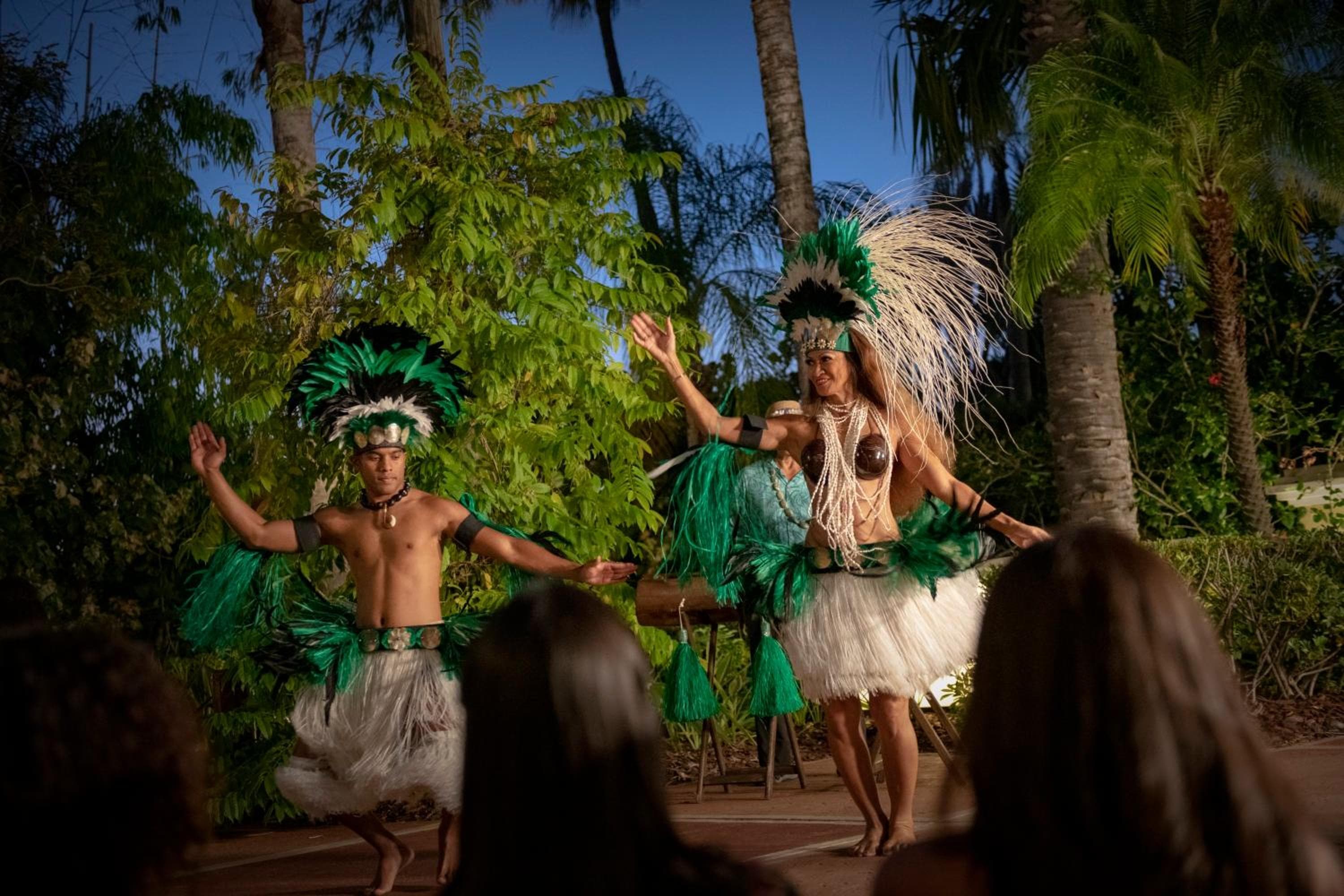Universal's Loews Royal Pacific Resort — 19