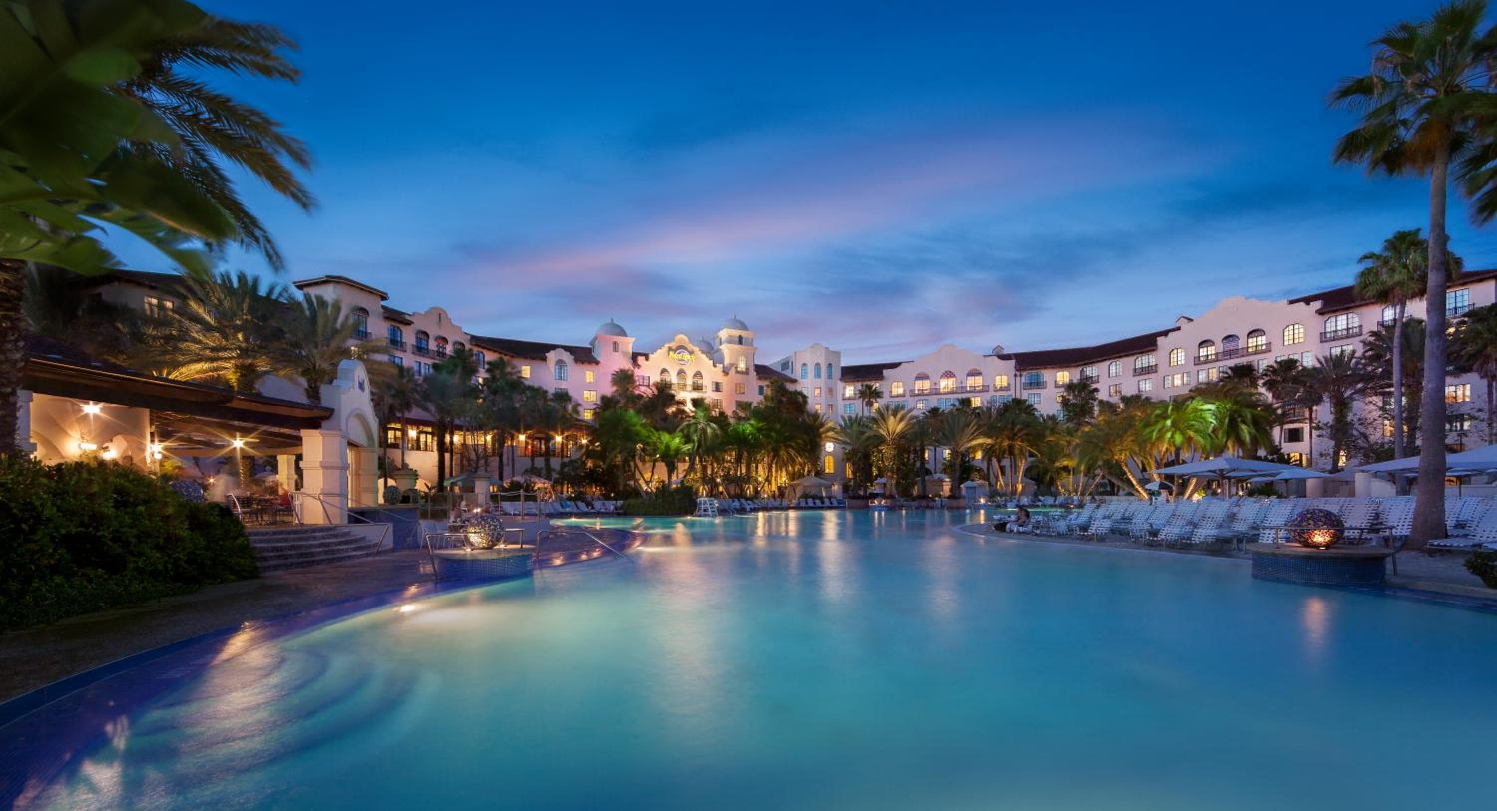 Universal's Hard Rock Hotel® — 11