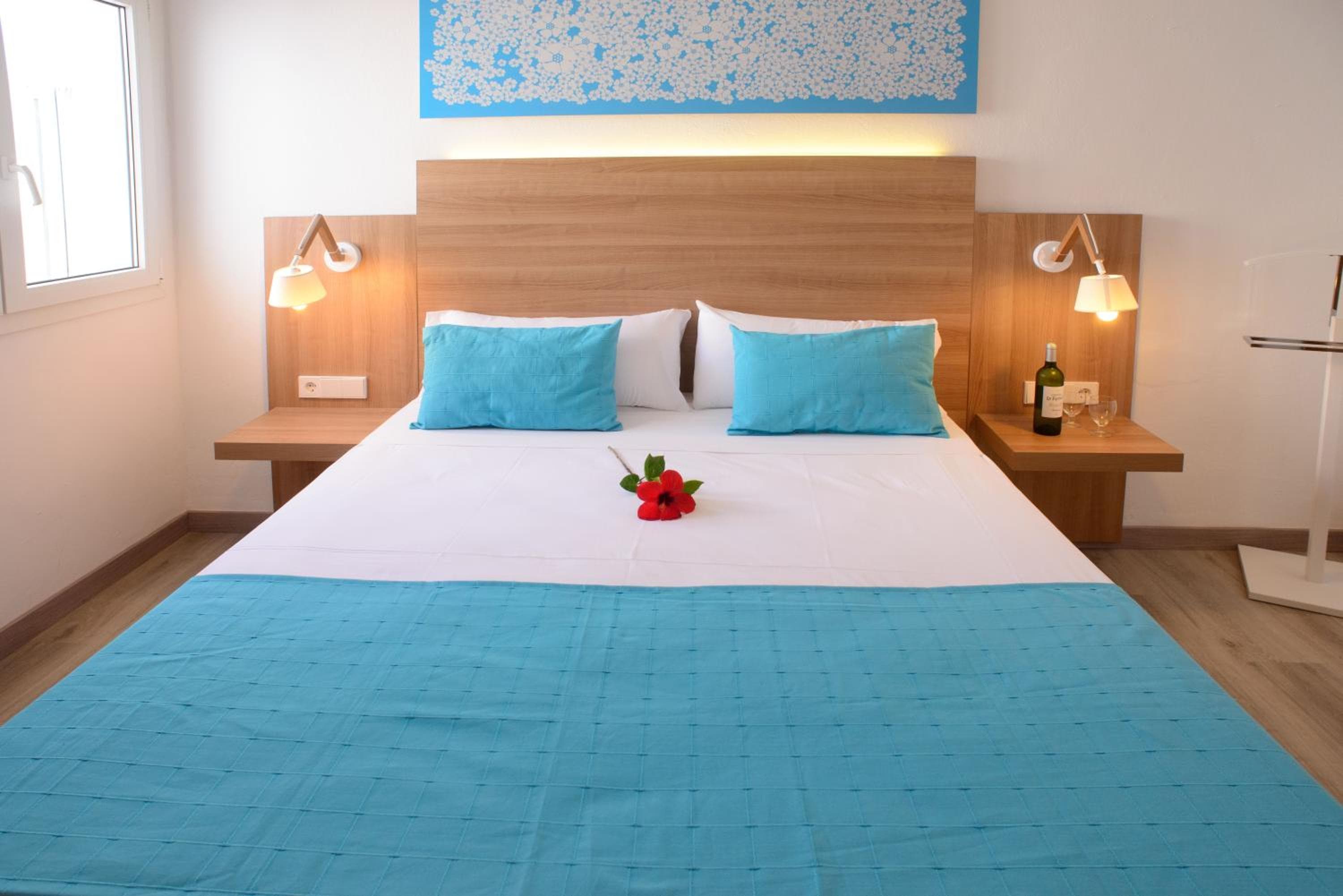 Cala Llenya Resort Ibiza — 22