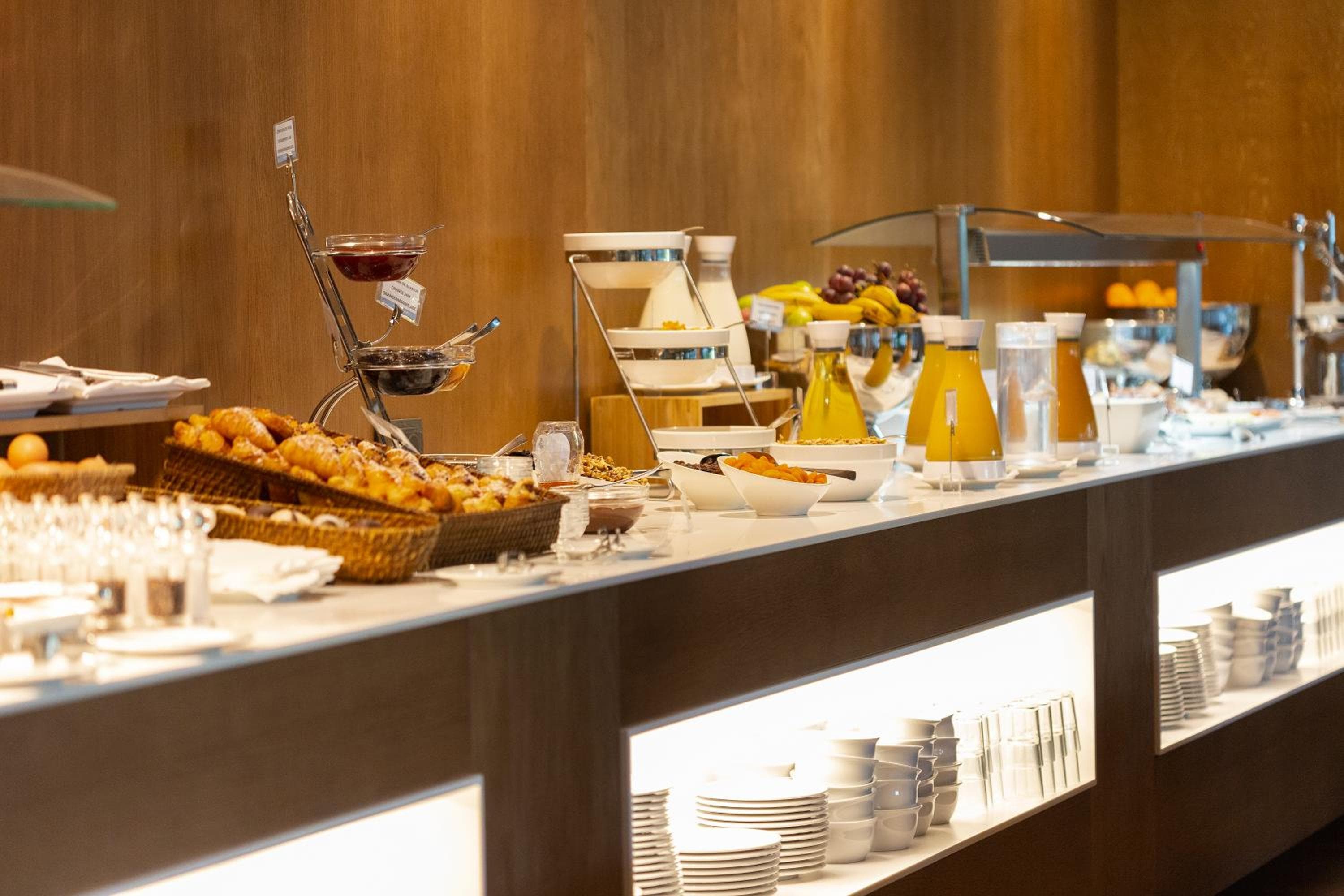 Aimia Hotel — 6