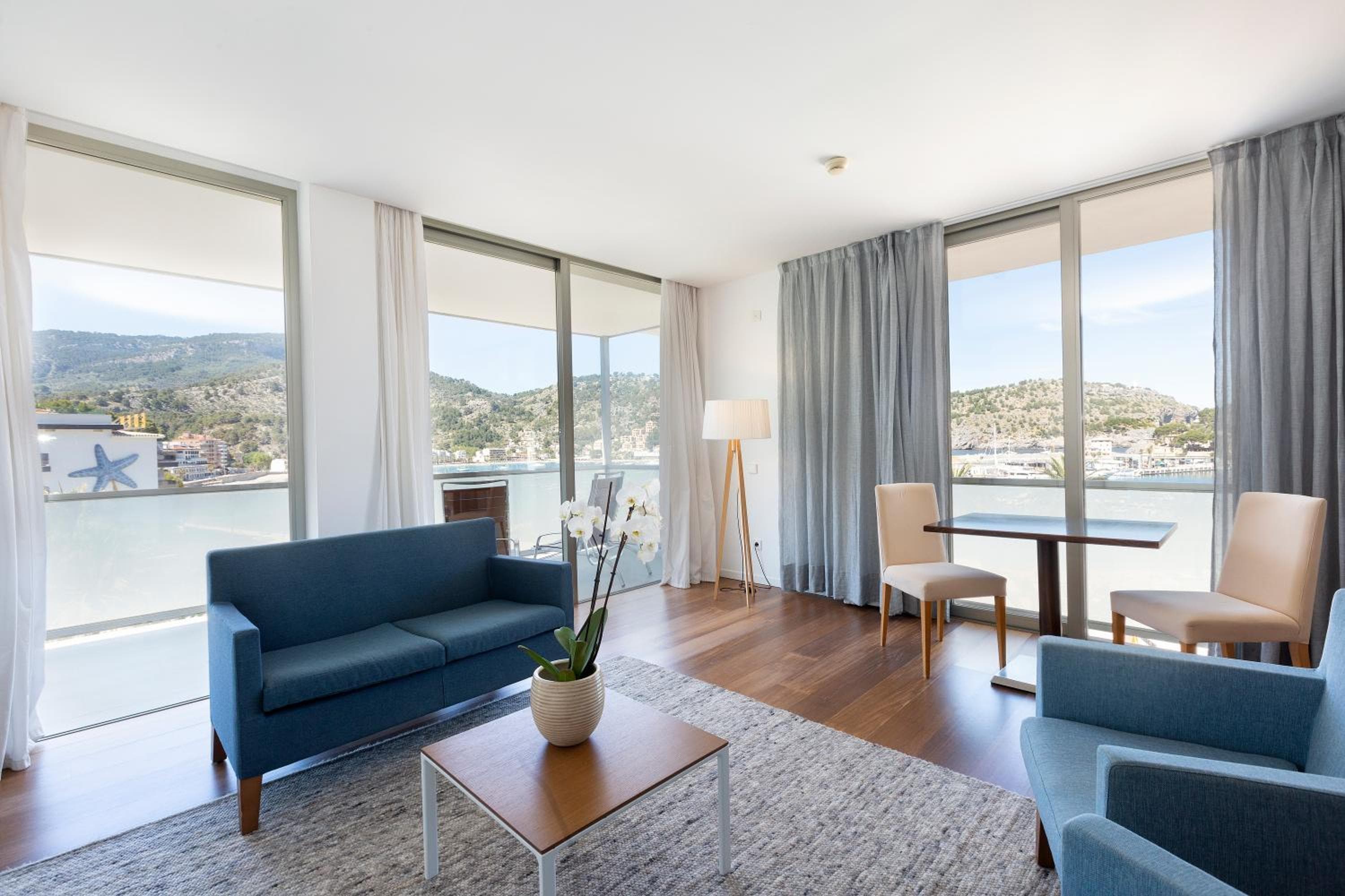 Aimia Hotel — 18