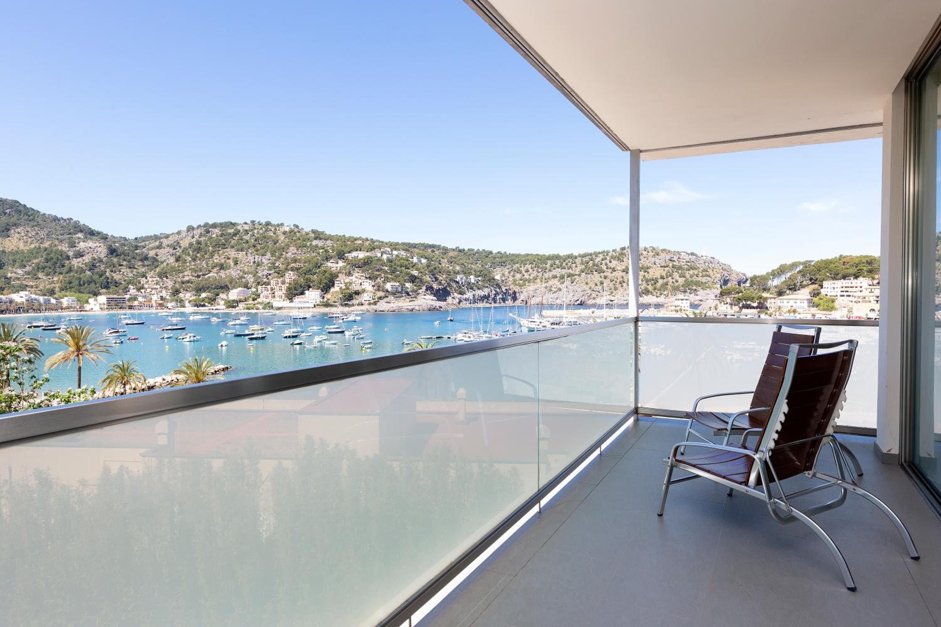 Aimia Hotel — 14