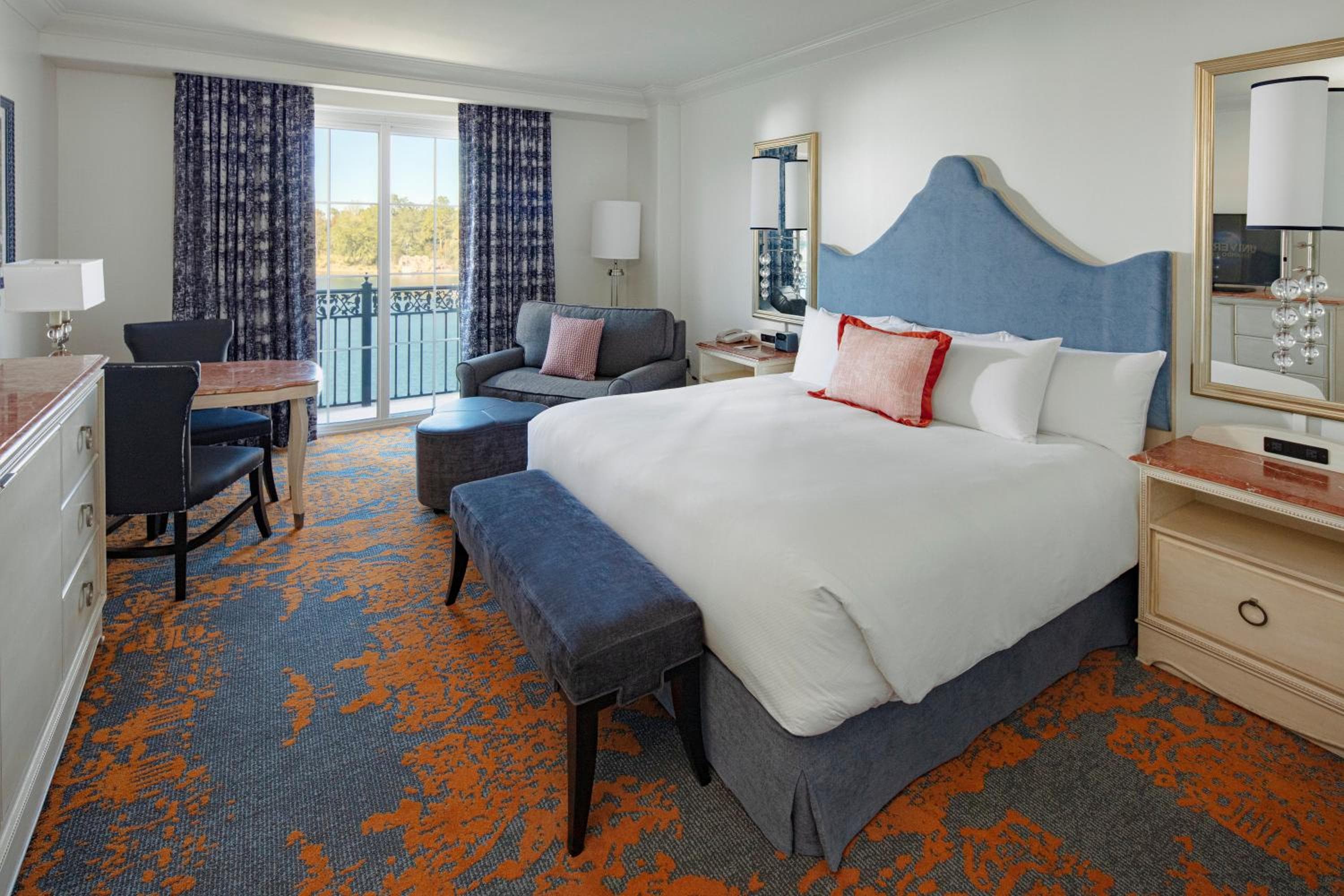 Universal's Loews Portofino Bay Hotel — 18