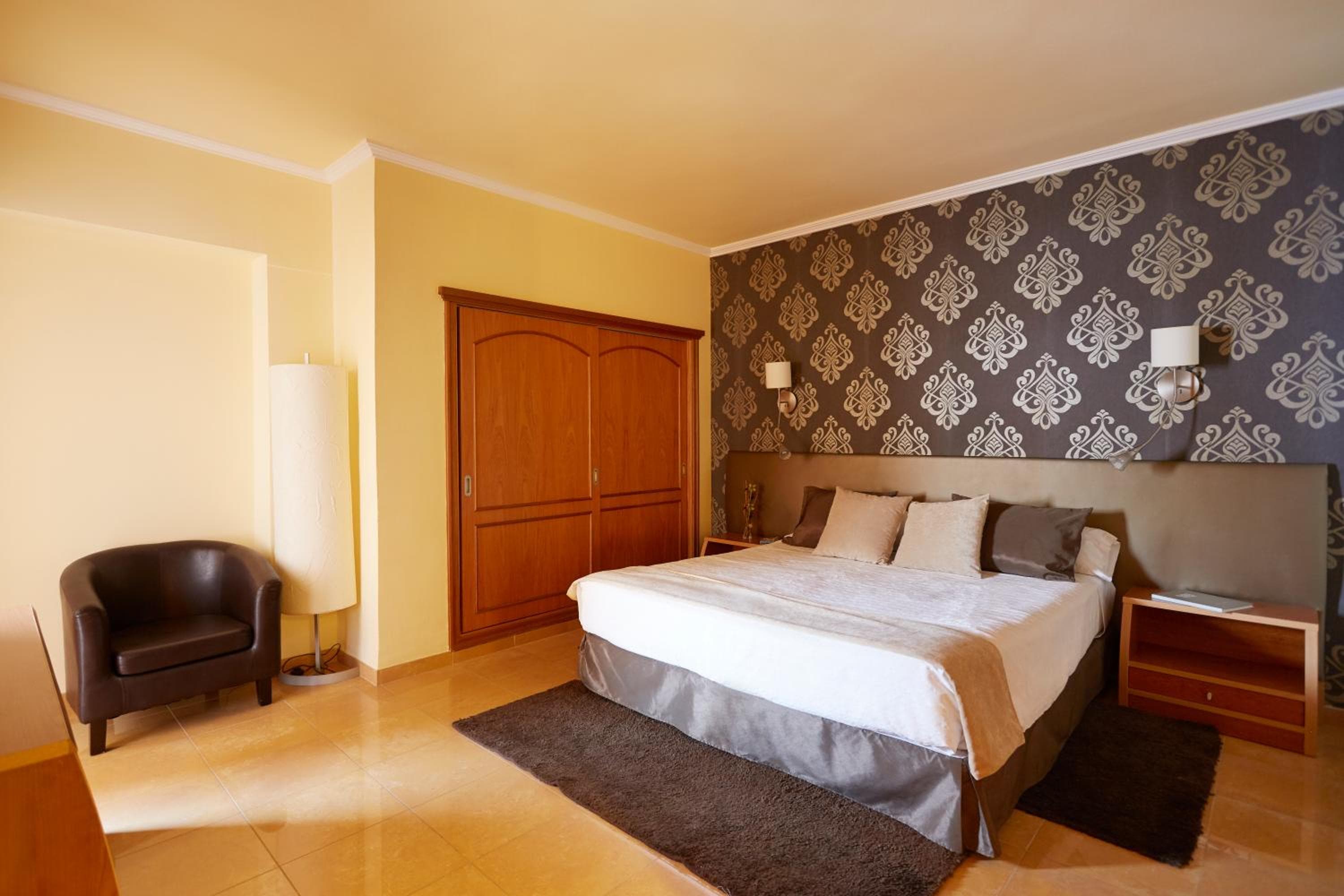 Invisa Hotel La Cala — 17