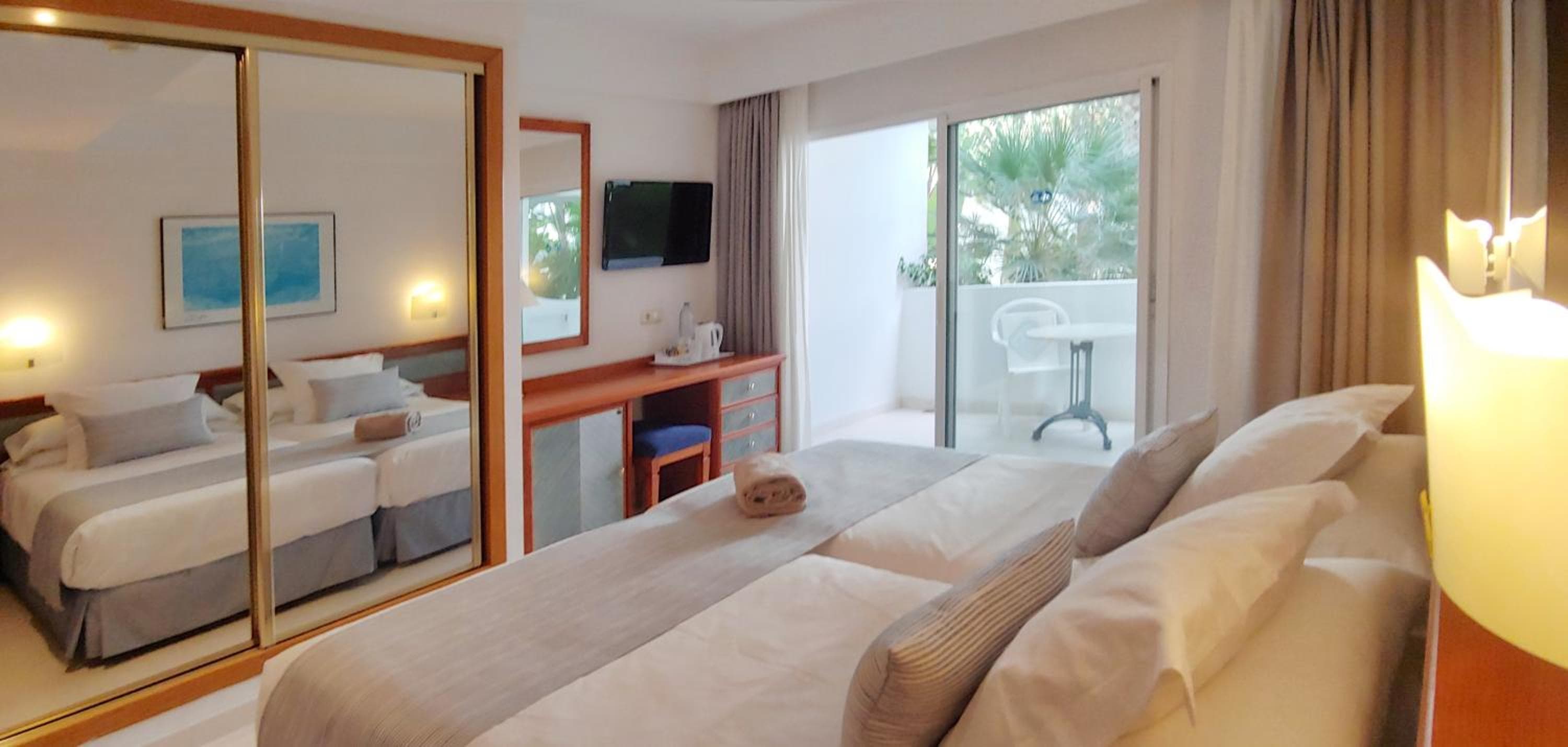 Hotel Rocamarina - Adults Only — 13