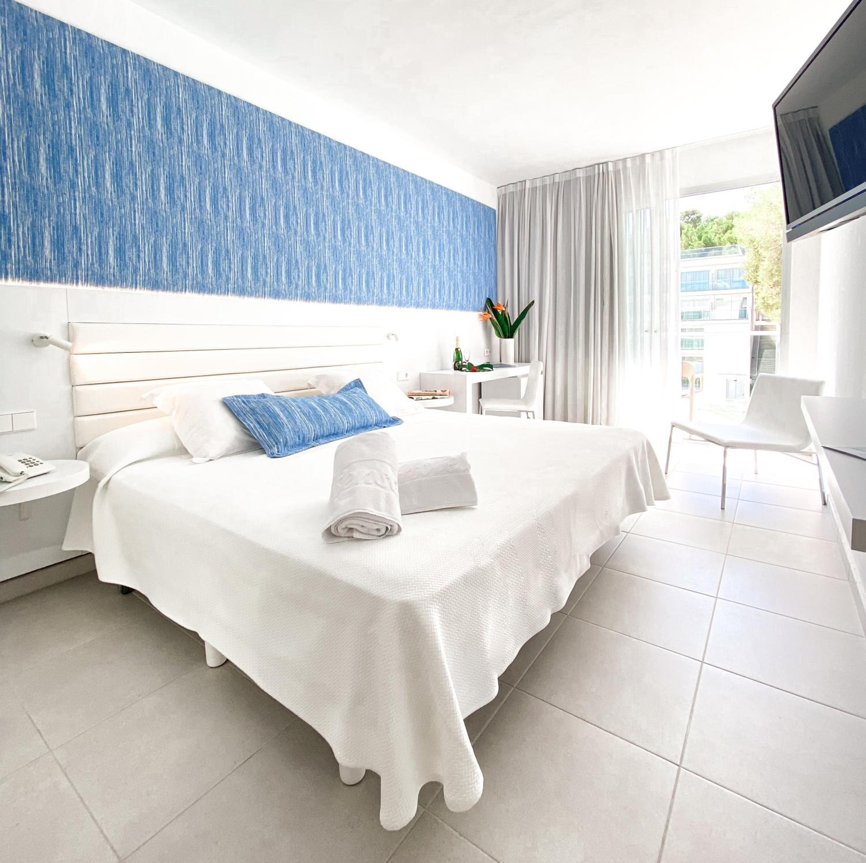 Reverence Life Hotel - Adults Only — 5