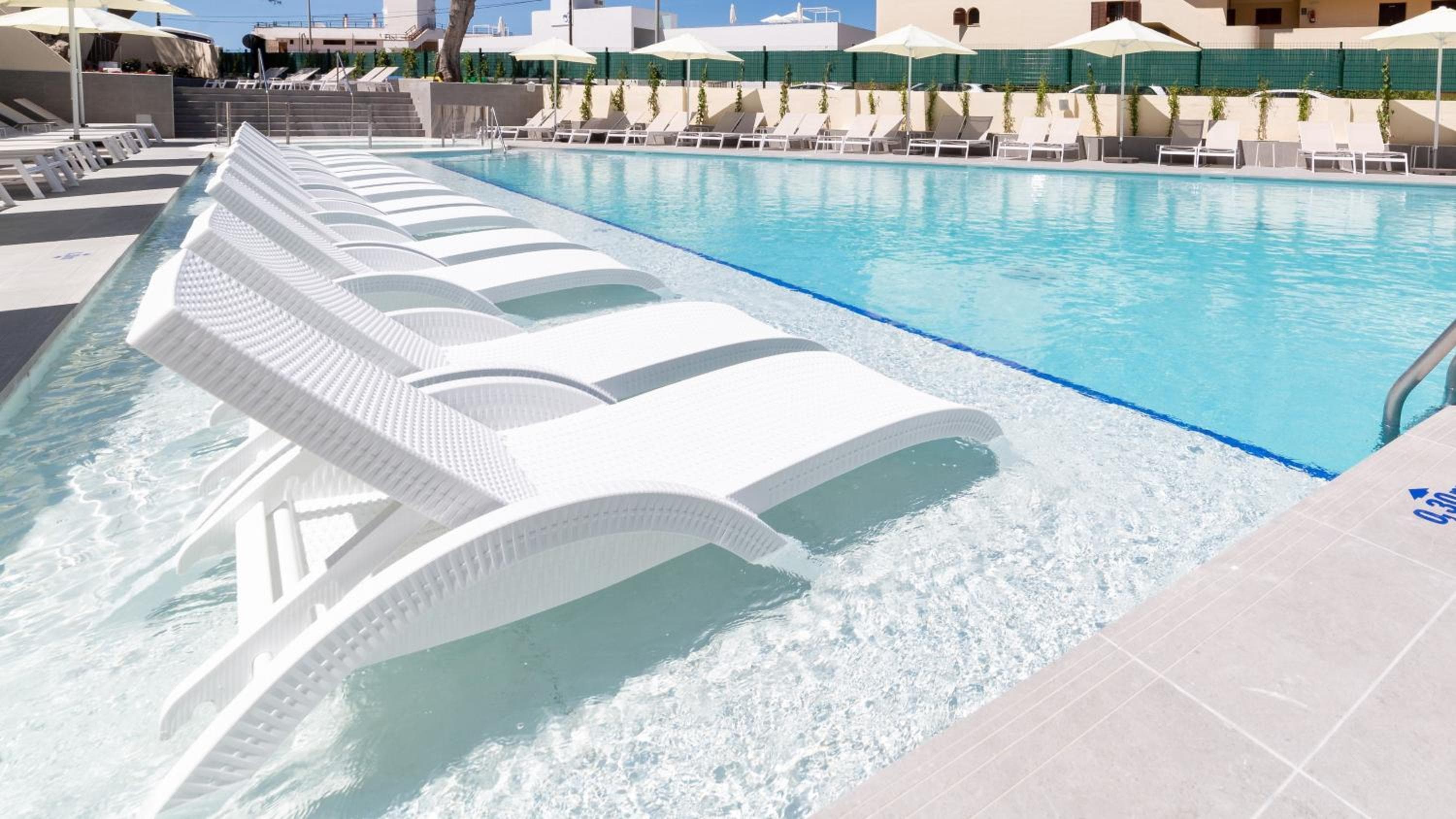 Reverence Life Hotel - Adults Only — 13