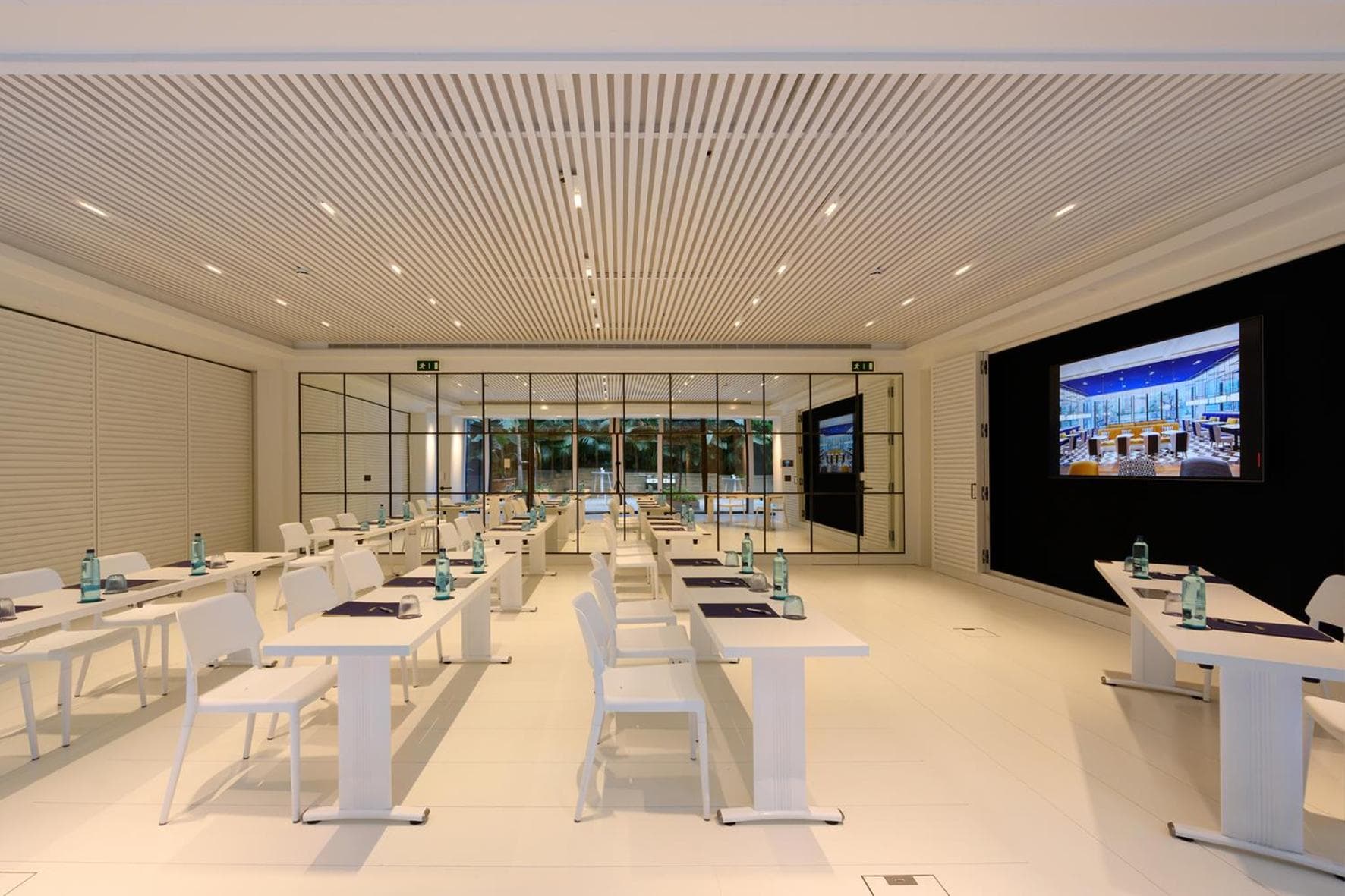 Seventy Barcelona — 16