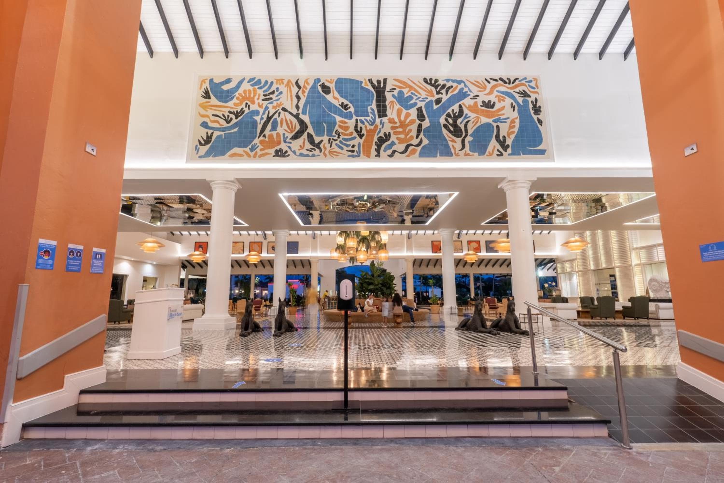 Ocean Blue & Sand Beach Resort - All Inclusive — 22