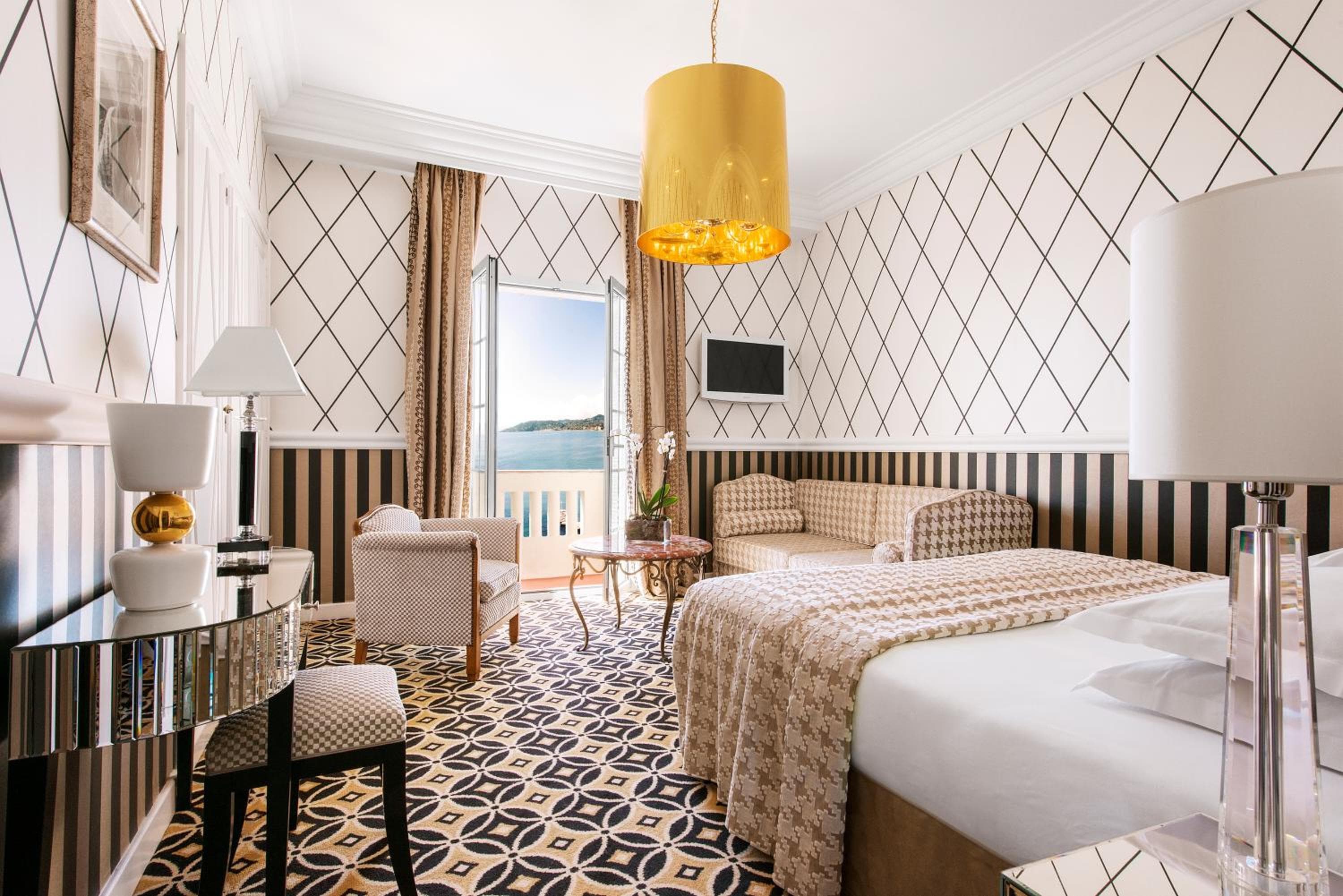 Hôtel Belles Rives — 28