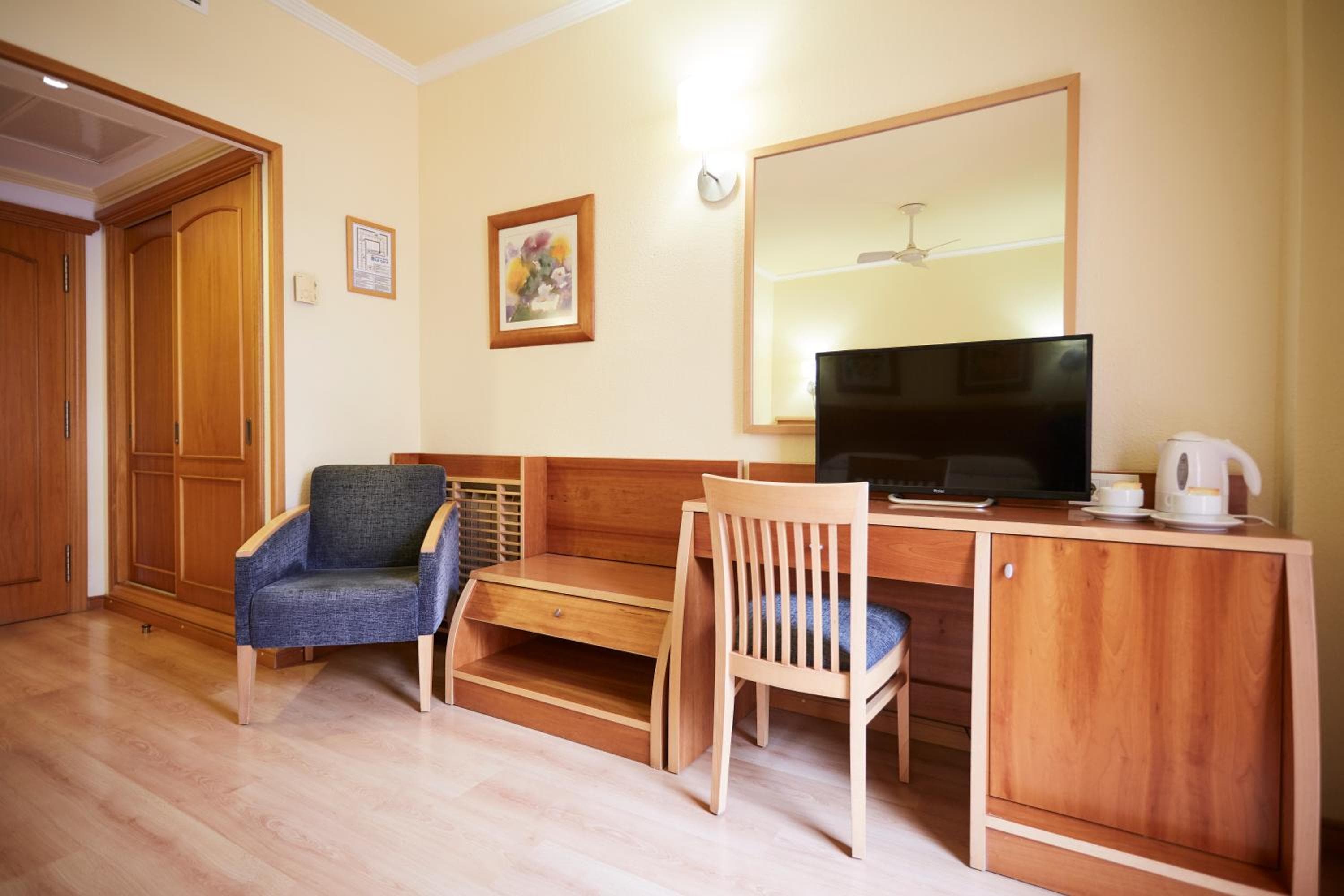 Invisa Hotel La Cala — 12