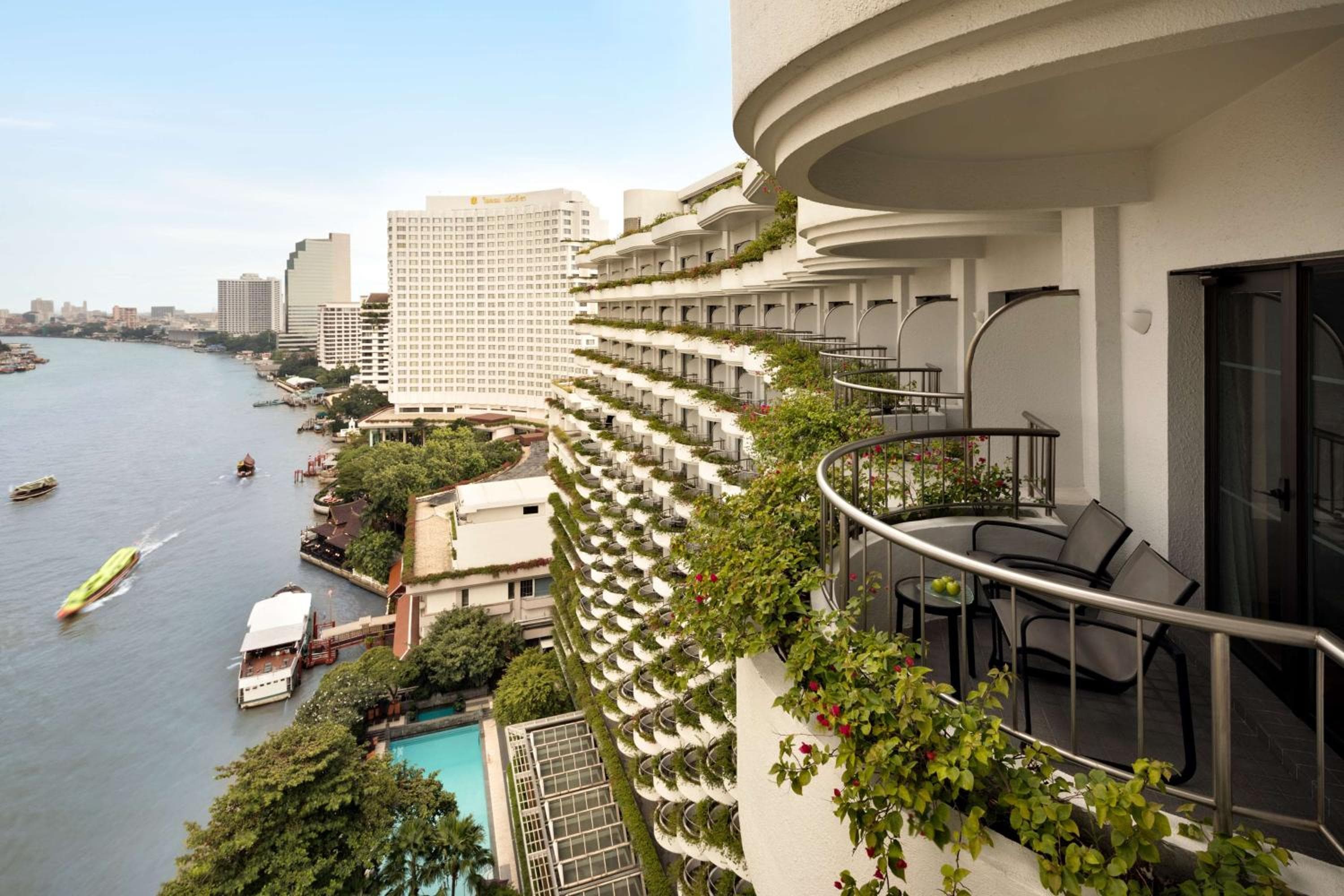 Shangri-La Bangkok — 11