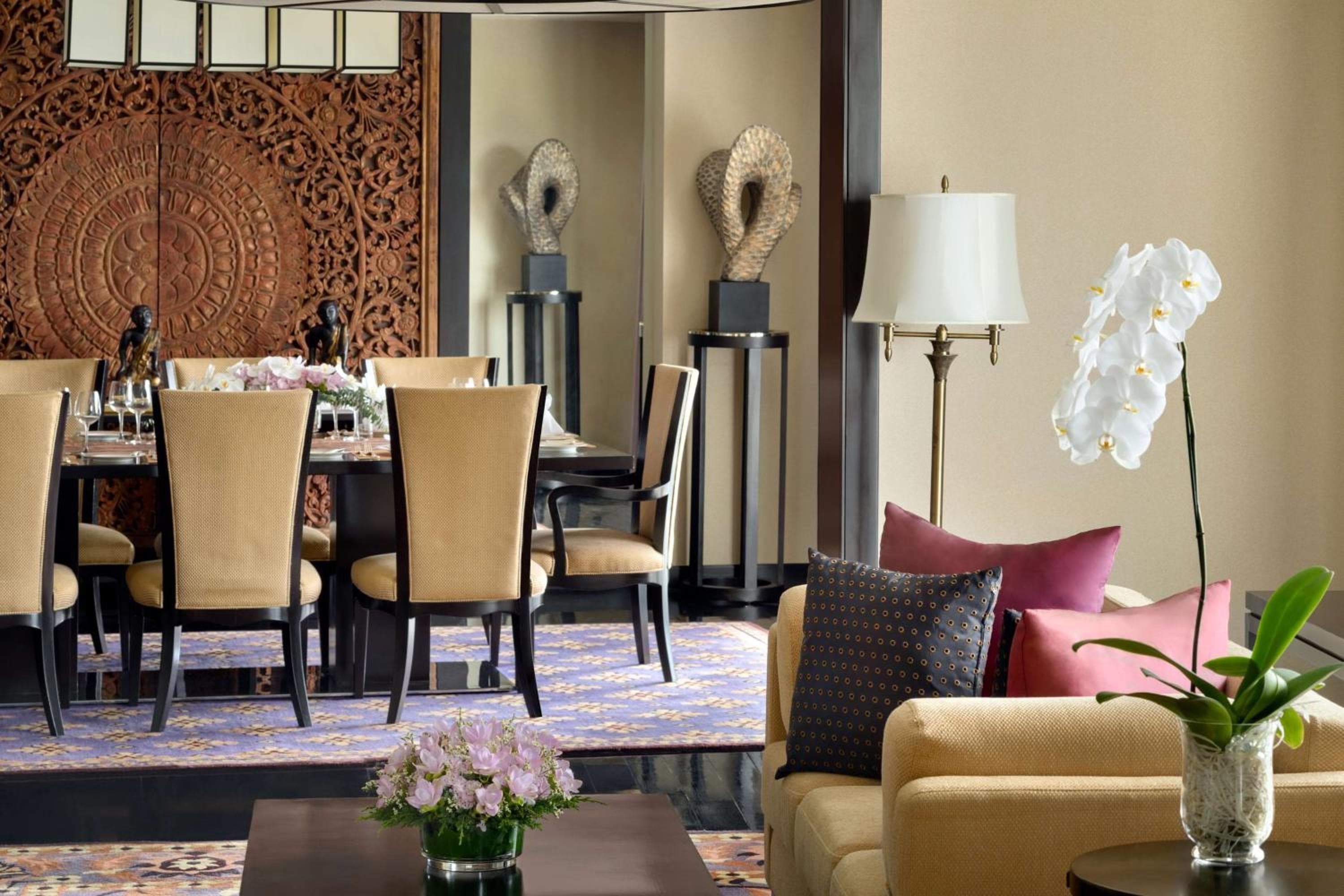 Shangri-La Bangkok — 29