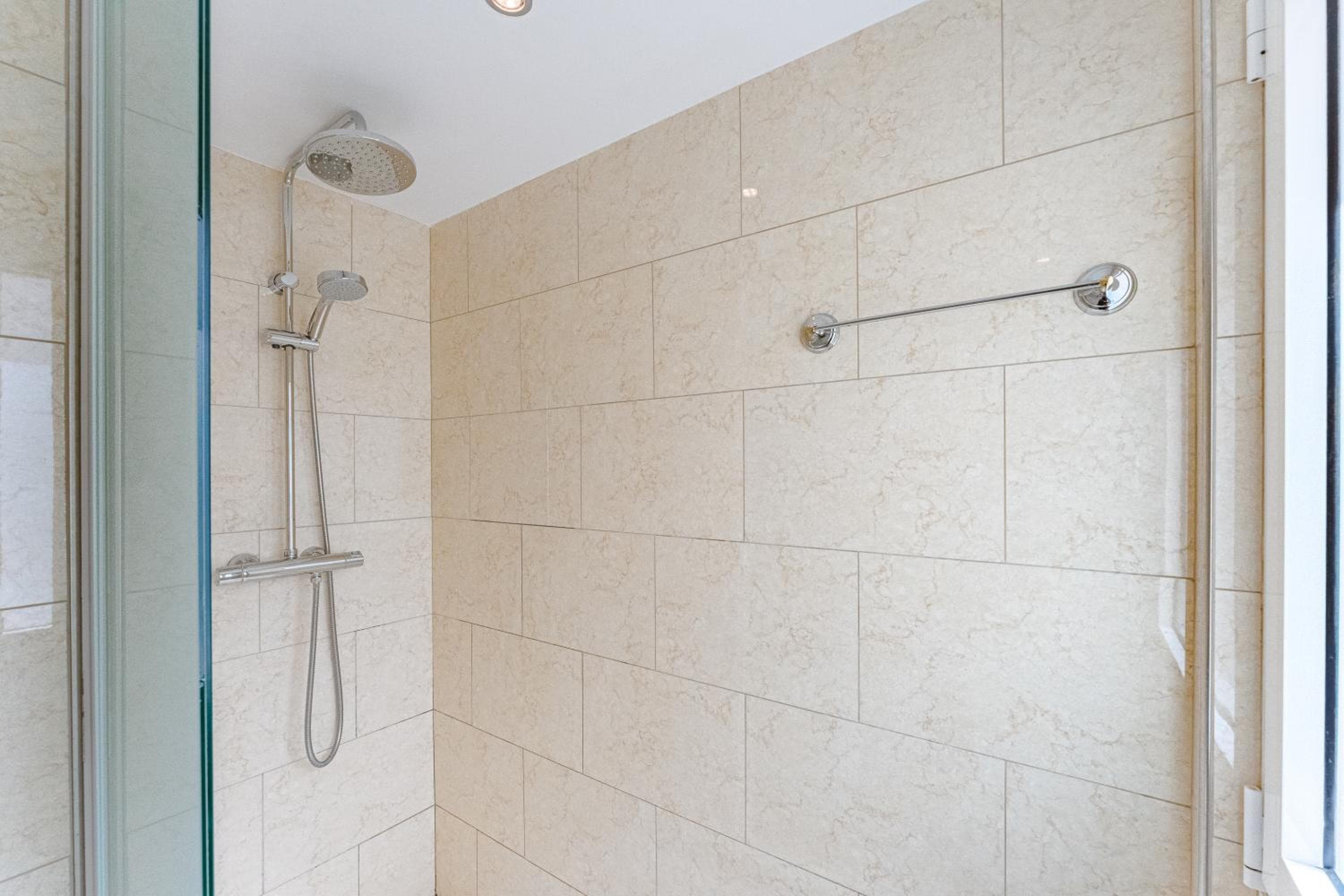 Flamingo Suites Boutique Hotel — 28
