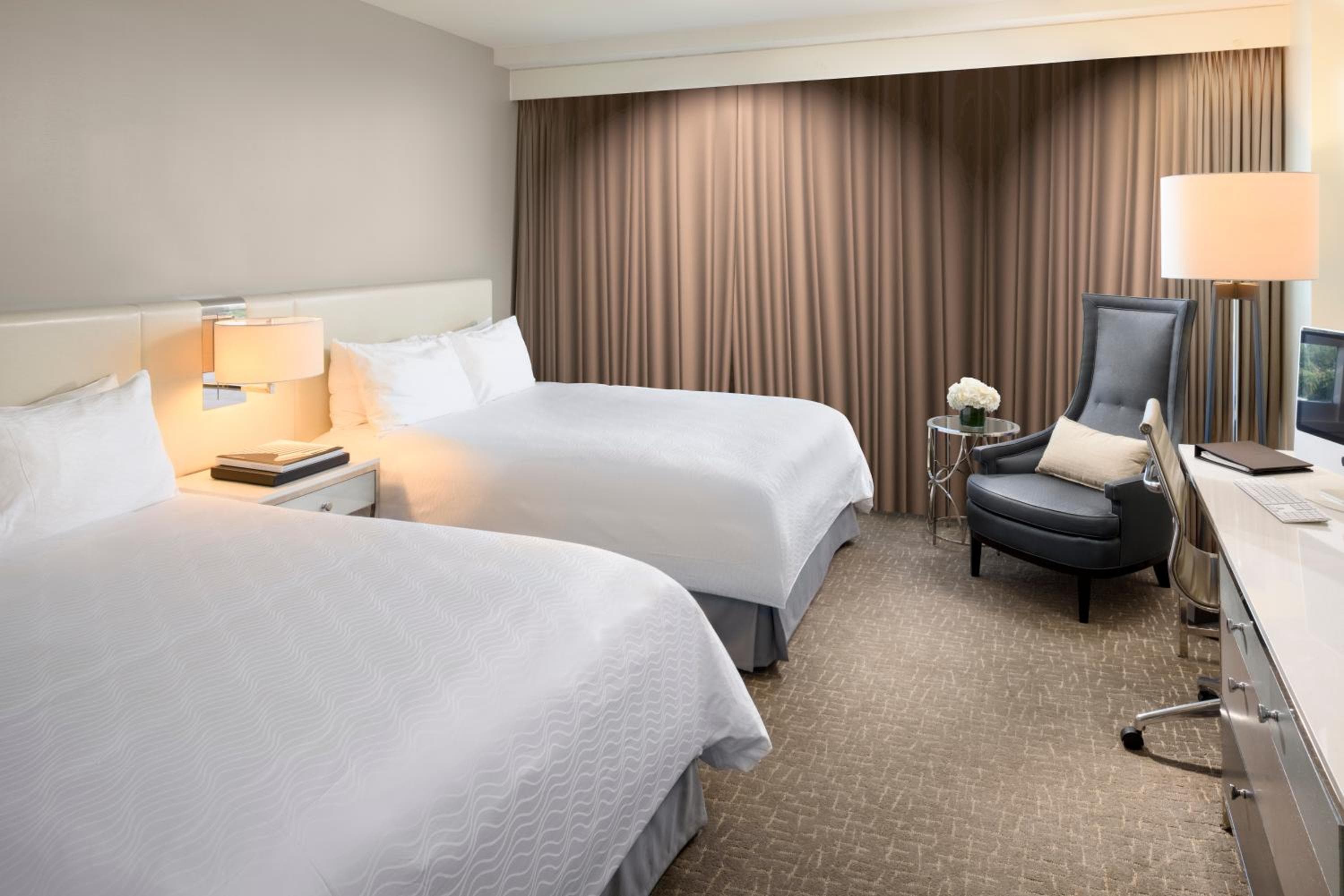 Fontainebleau Miami Beach — 20