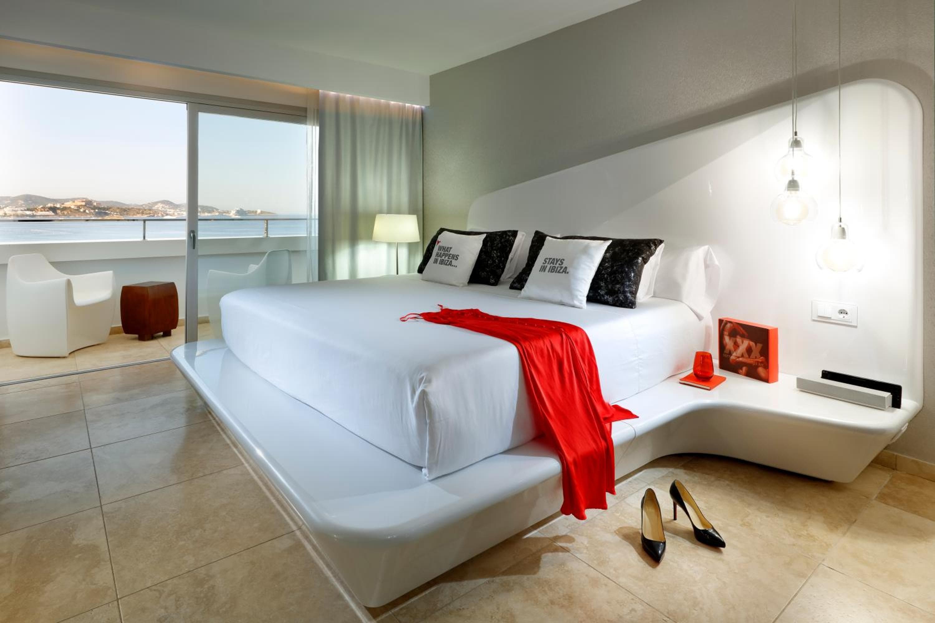 The Unexpected Ibiza Hotel - Ushuaïa Club entrance included — 17