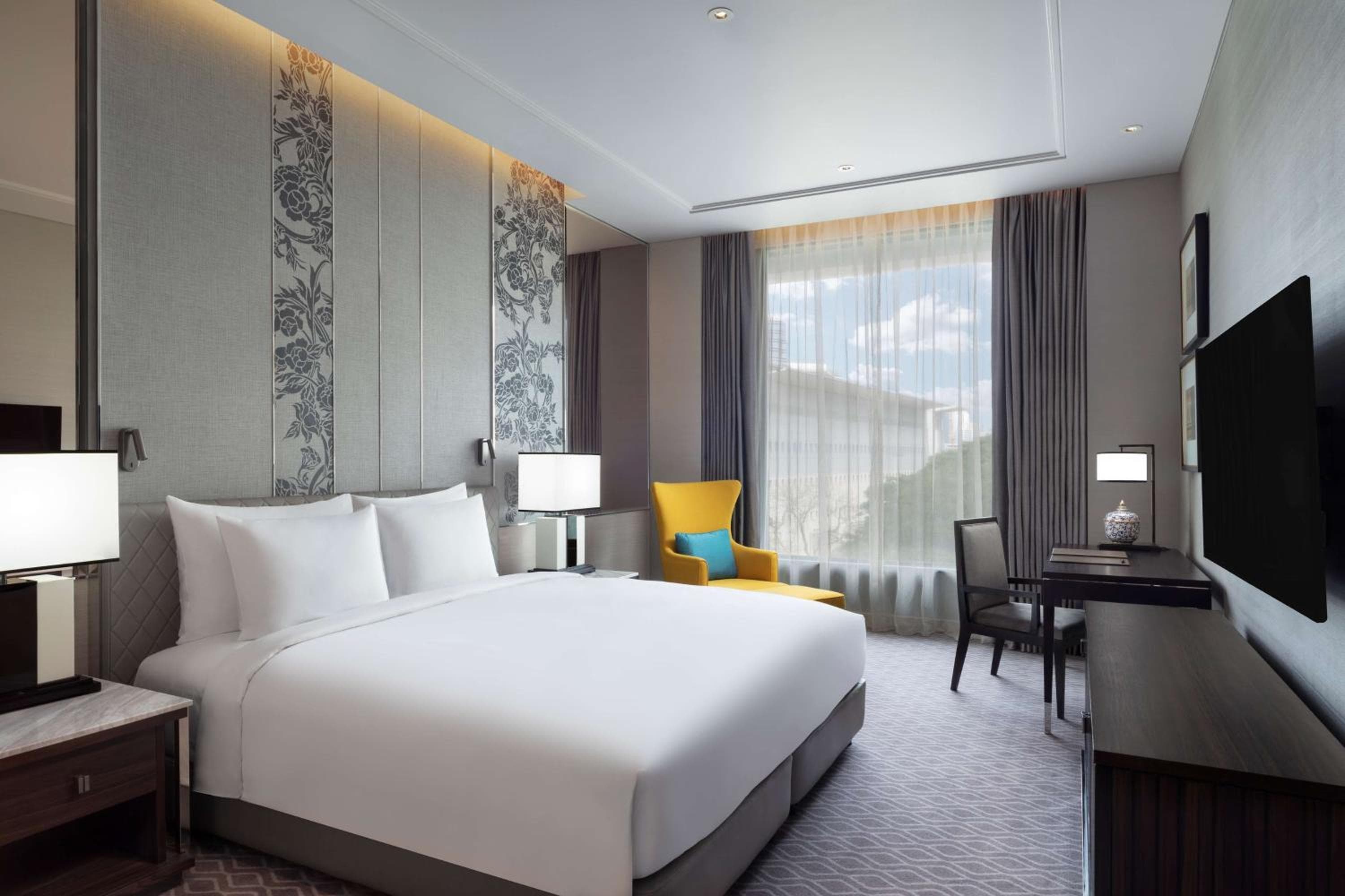 Sindhorn Kempinski Hotel Bangkok — 17