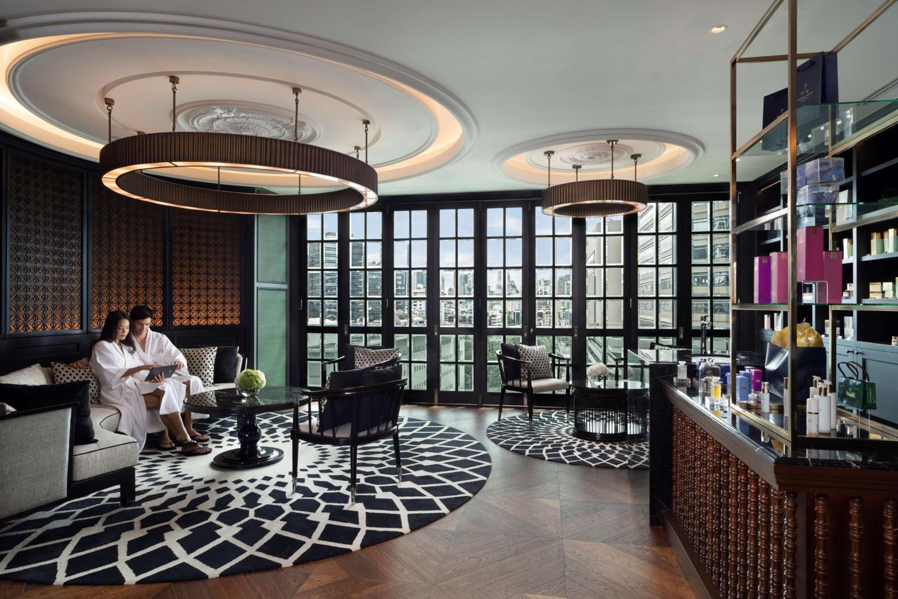 Sindhorn Kempinski Hotel Bangkok — 11