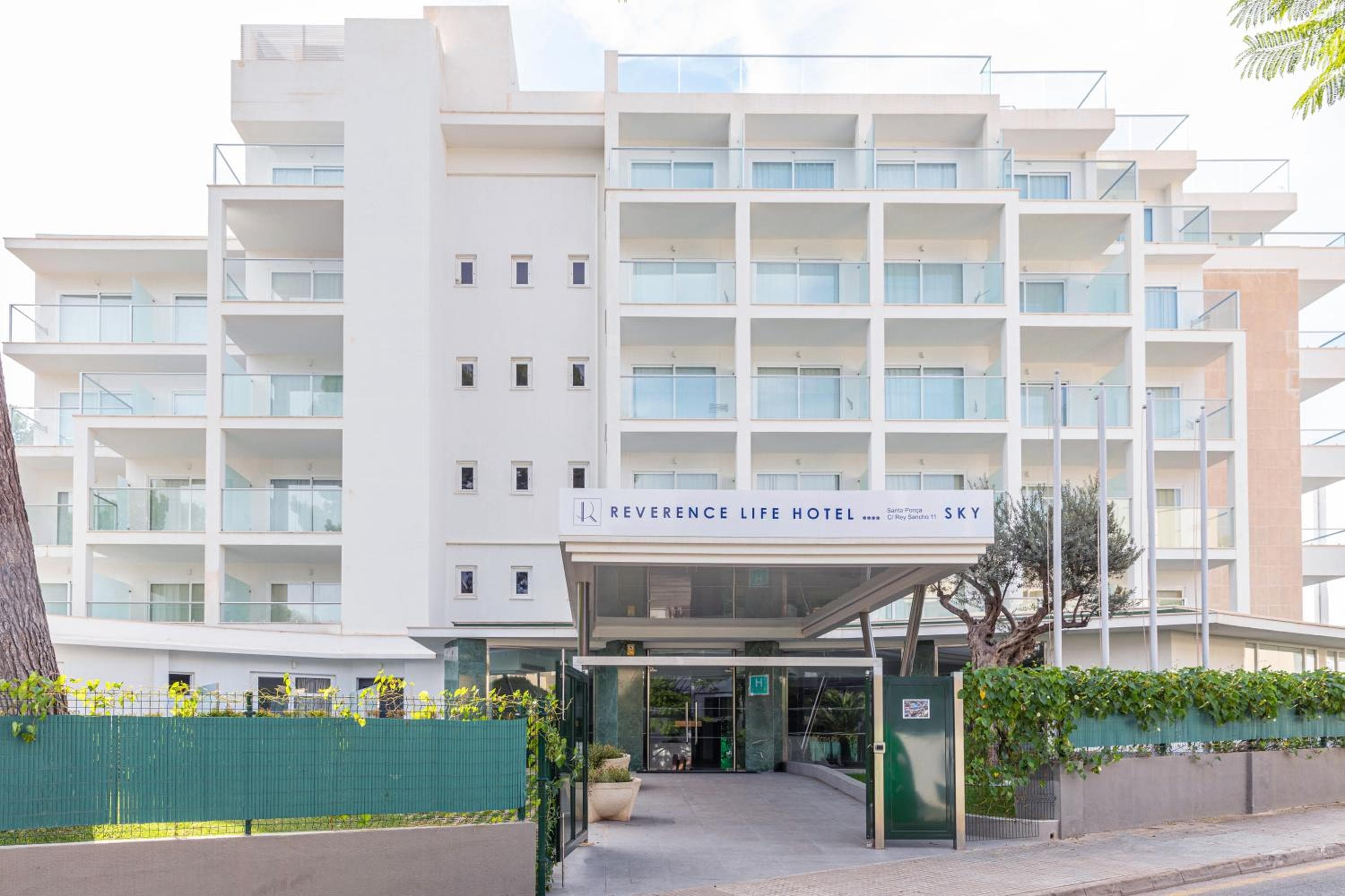 Reverence Life Hotel - Adults Only — 25