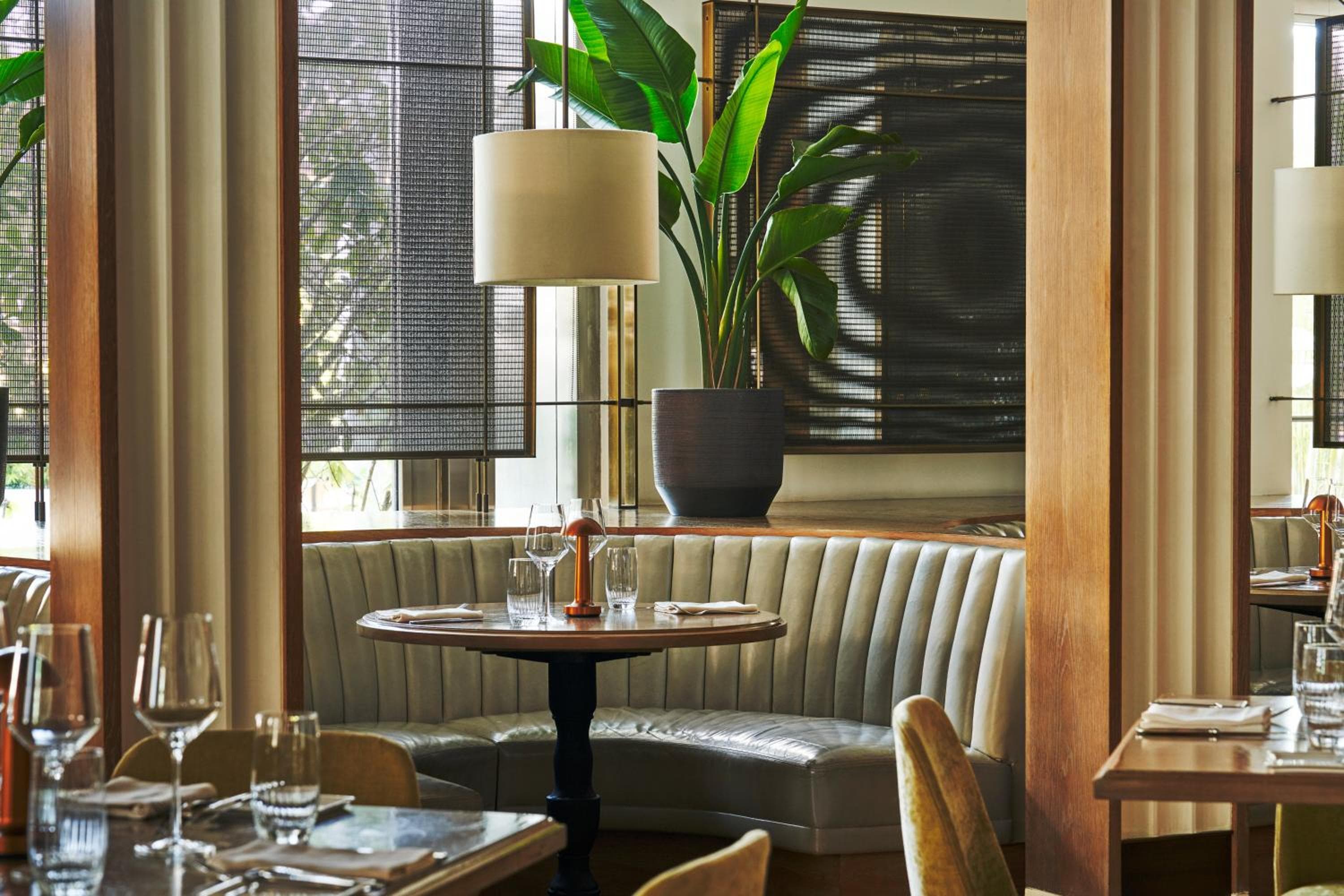 Four Seasons Hotel Miami — 19