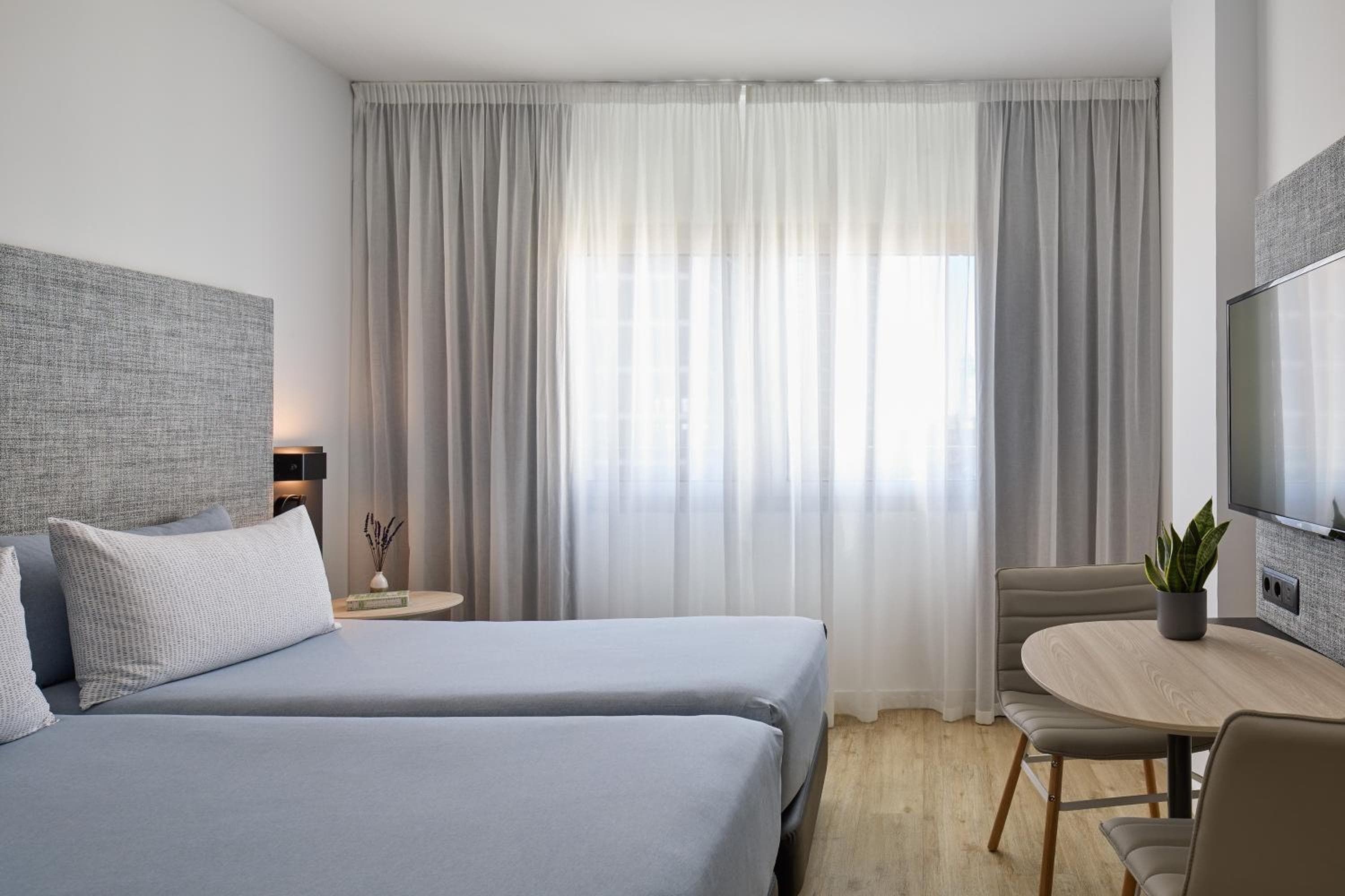 INNSiDE by Meliá Barcelona Apolo — 8