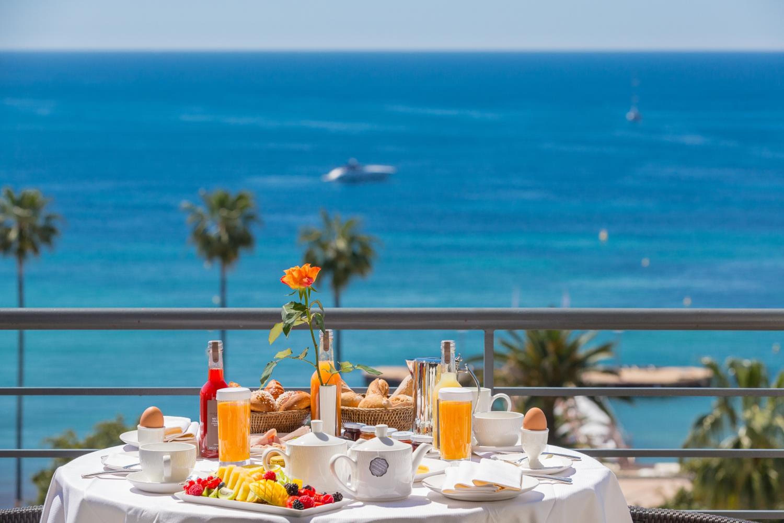 Hôtel Barrière Le Majestic Cannes — 28