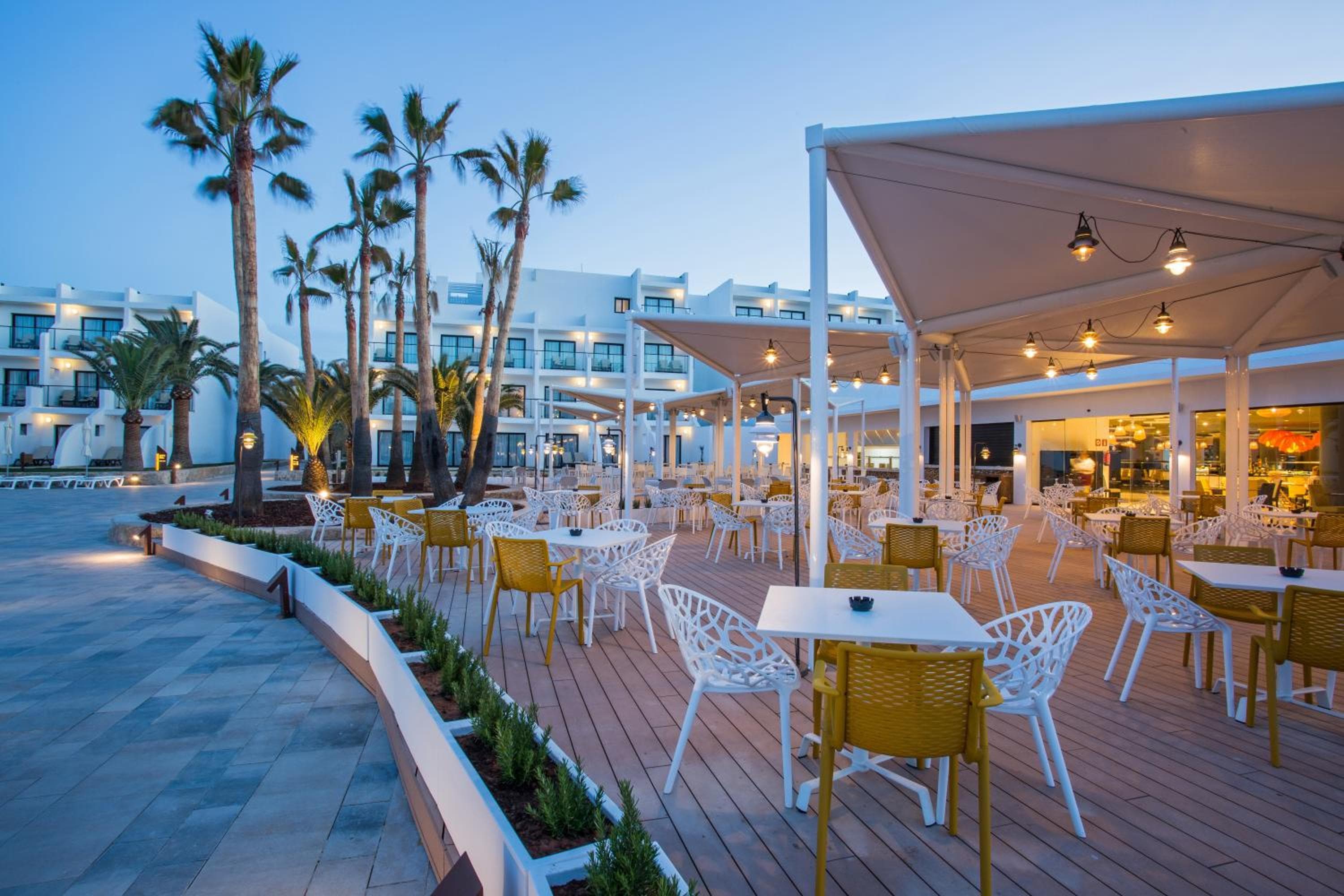 Grand Palladium White Island Resort & Spa - All Inclusive — 18