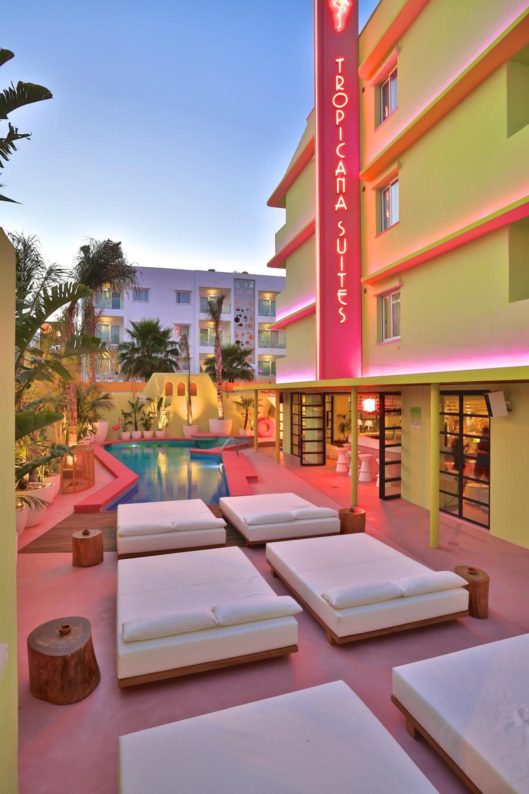 Tropicana Ibiza Suites - Adults Only — 3