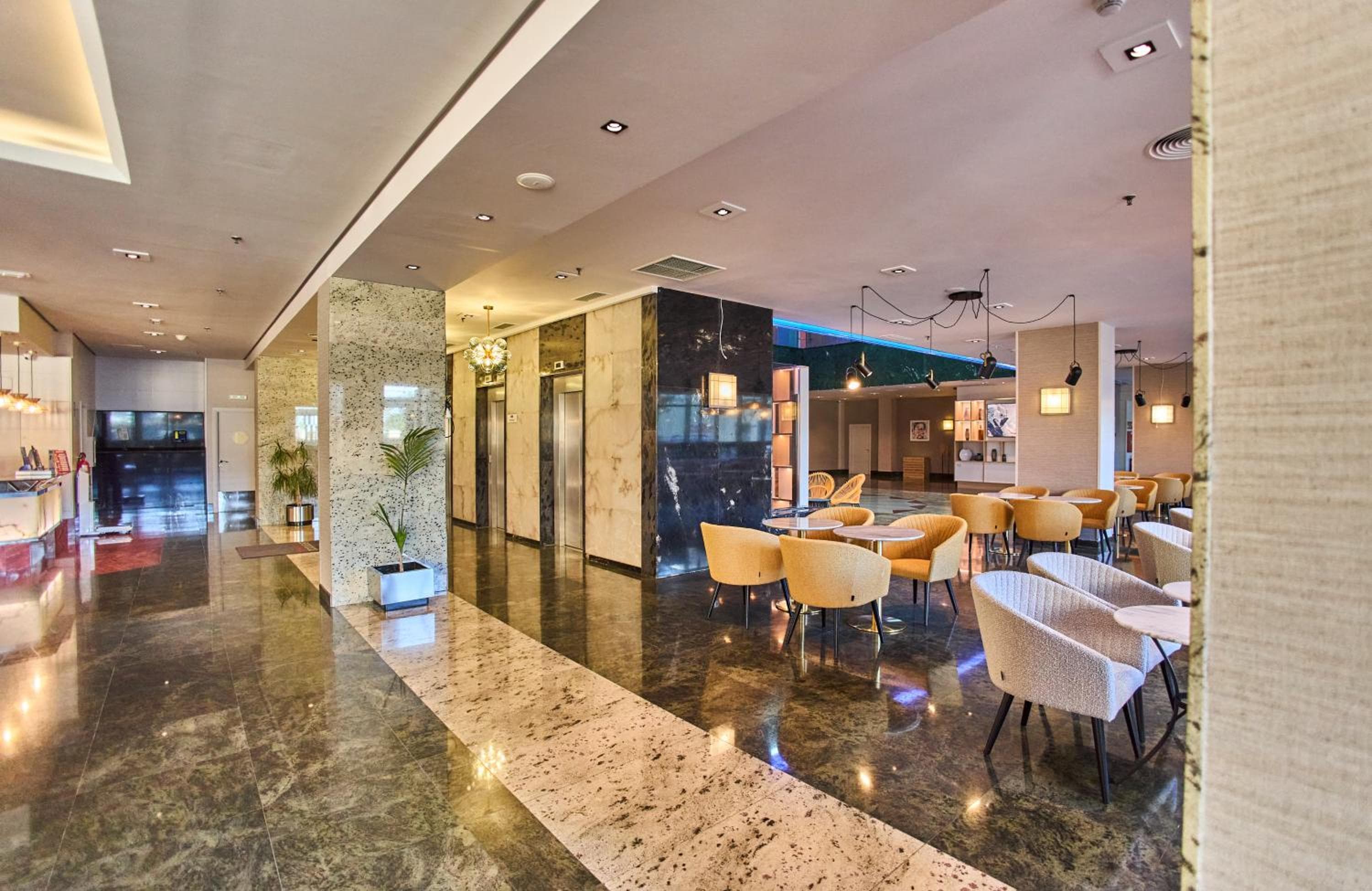 Leonardo Hotel Fuengirola Costa del Sol — 8