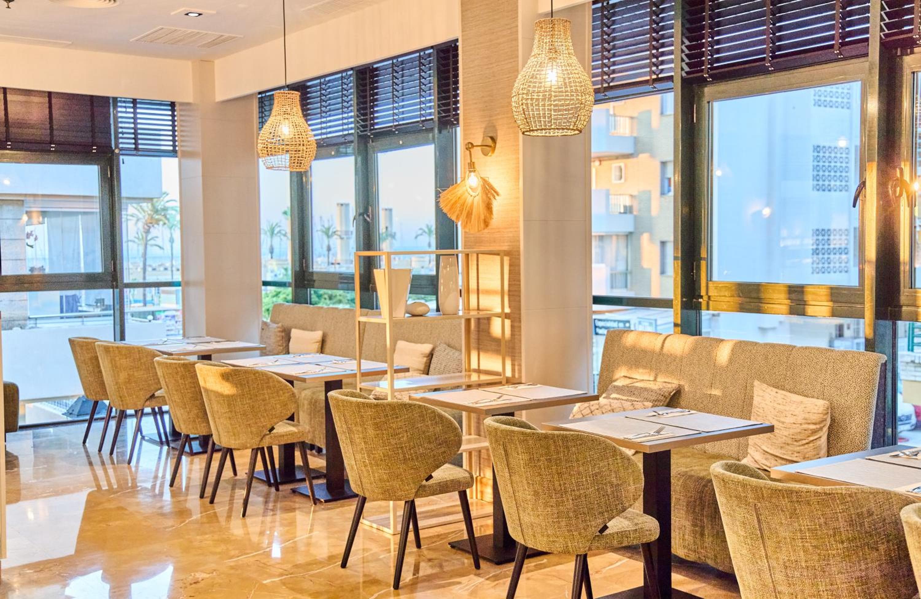 Leonardo Hotel Fuengirola Costa del Sol — 28