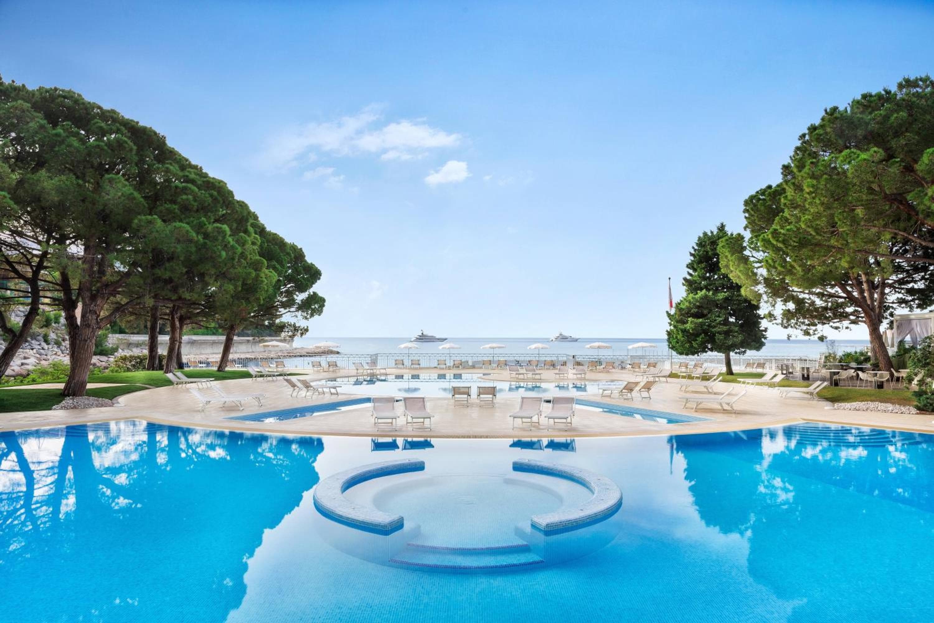 Le Méridien Beach Plaza — 8