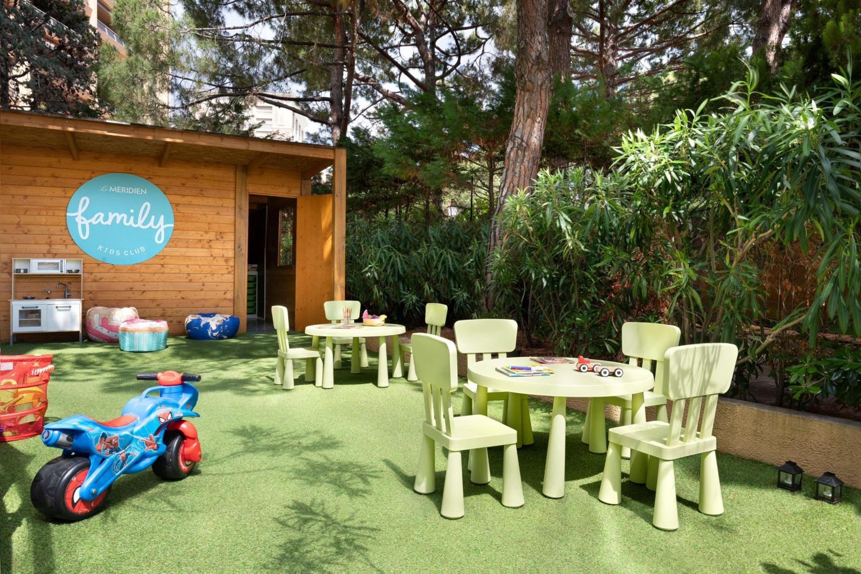 Le Méridien Beach Plaza — 4