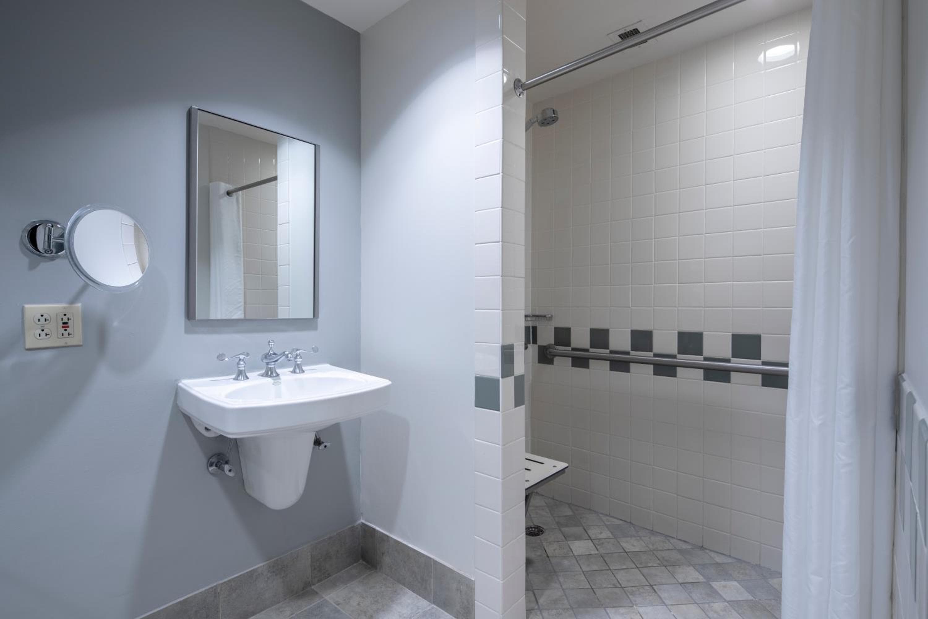 Universal's Hard Rock Hotel® — 20