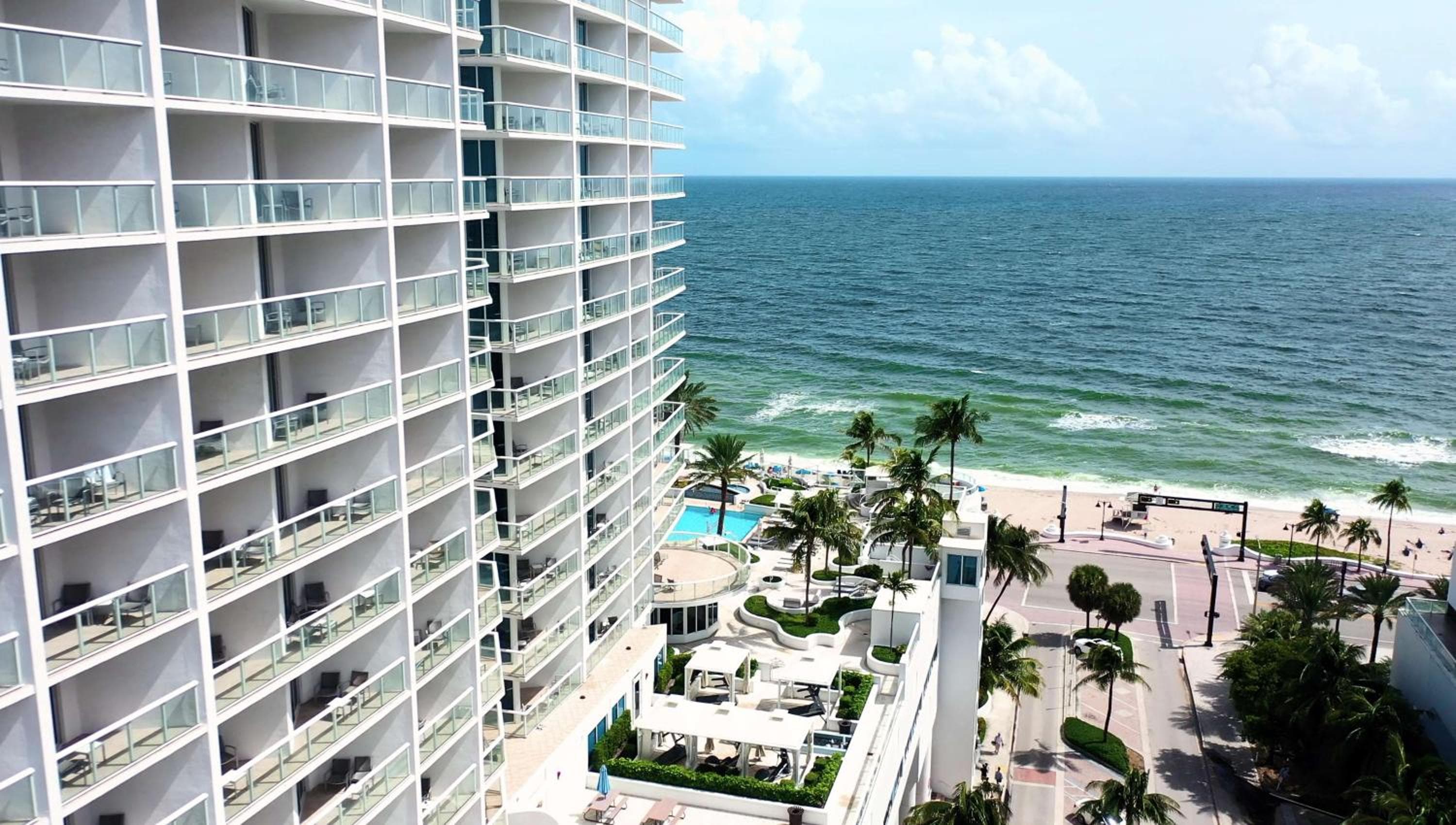 Beach House Fort Lauderdale, A Hilton Resort — 11