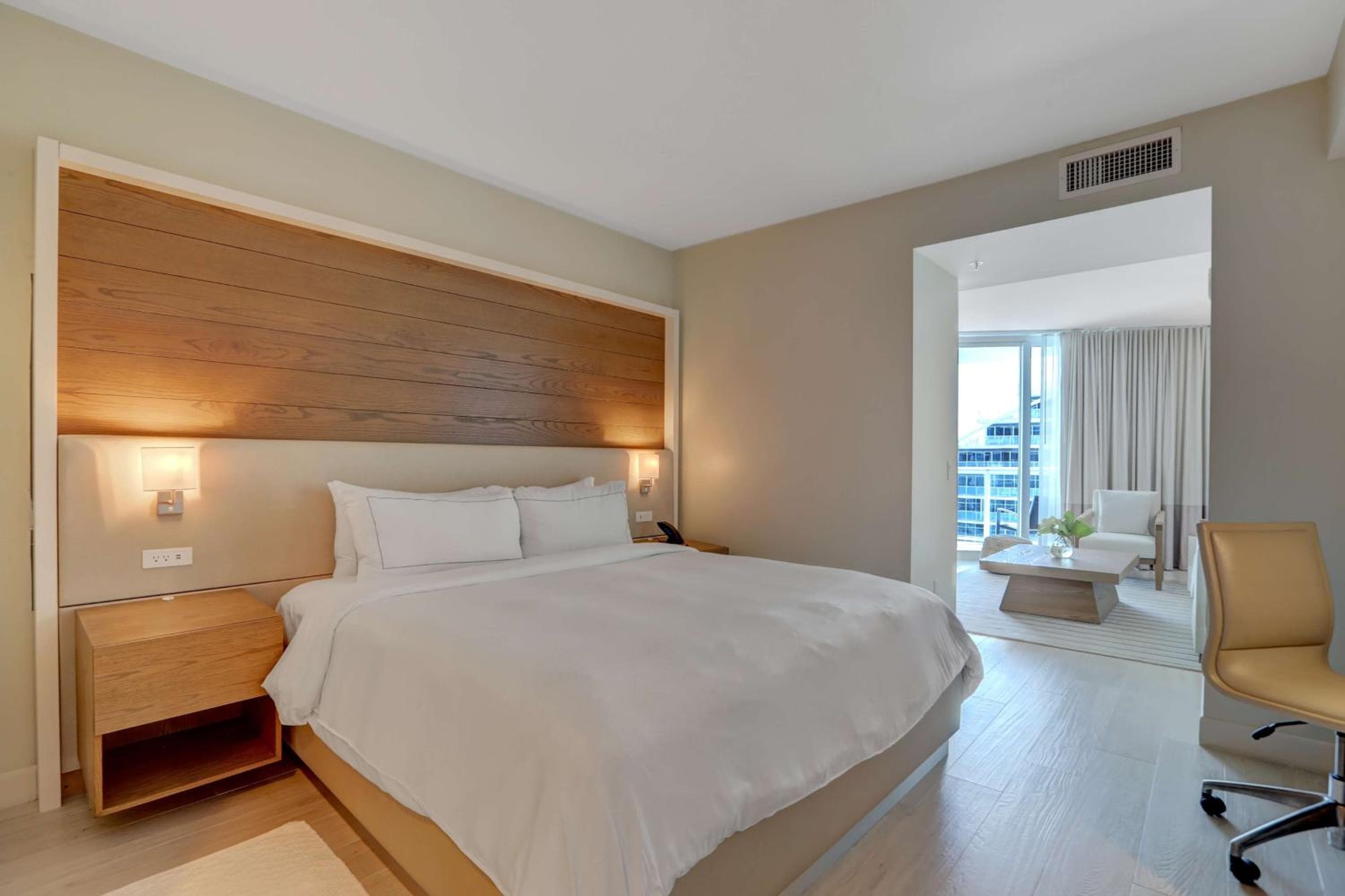 Beach House Fort Lauderdale, A Hilton Resort — 14