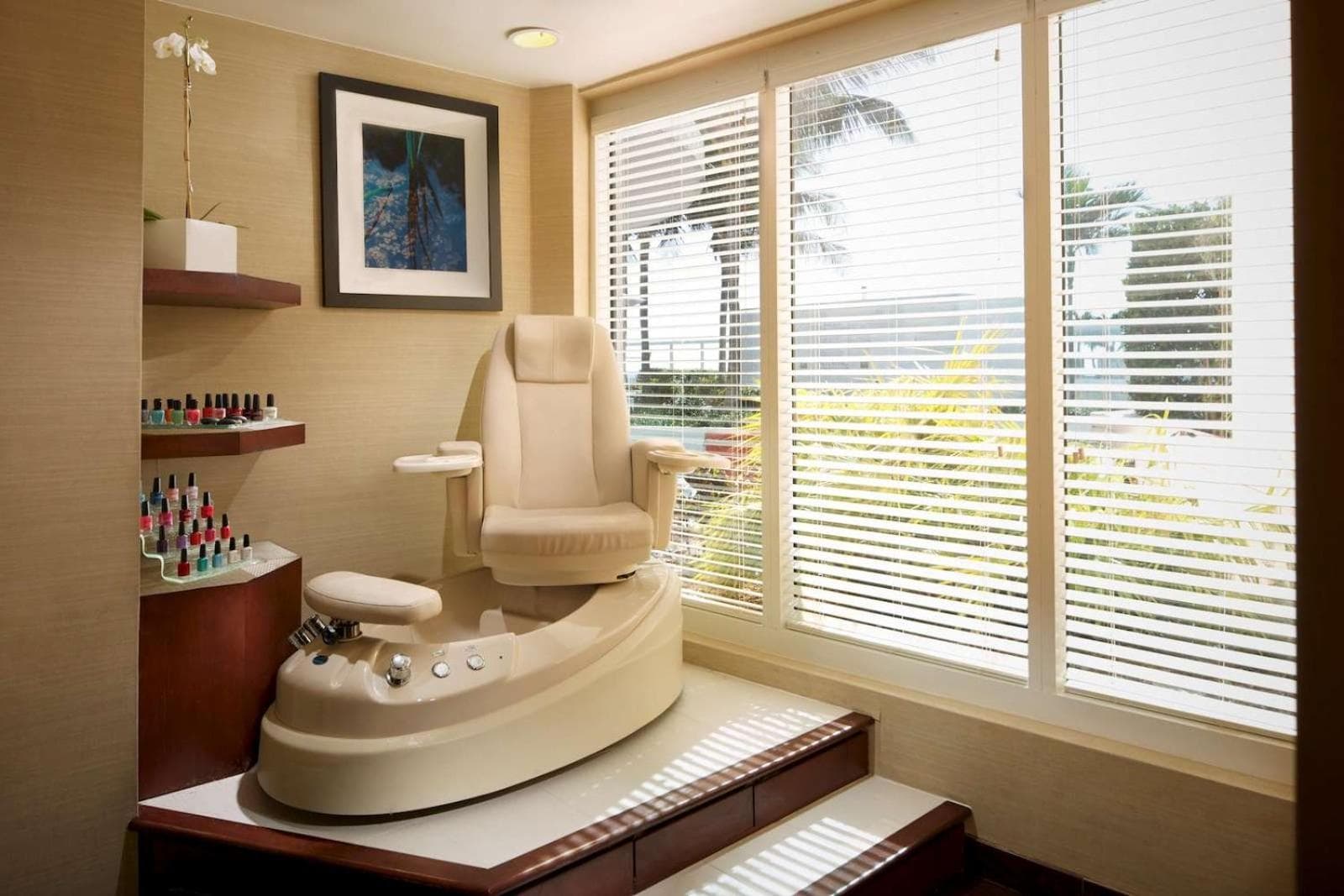 Beach House Fort Lauderdale, A Hilton Resort — 18
