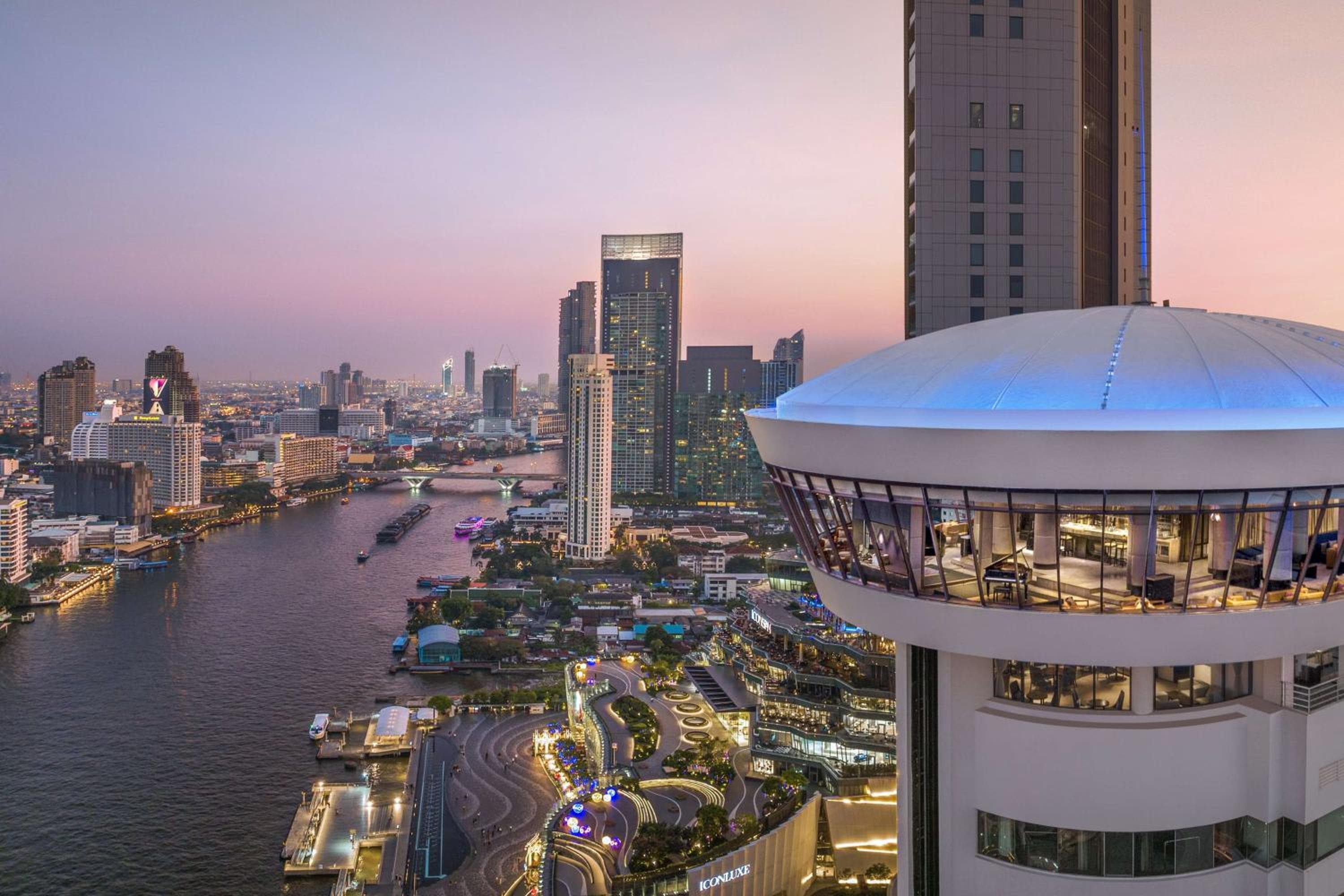 Millennium Hilton Bangkok — 17