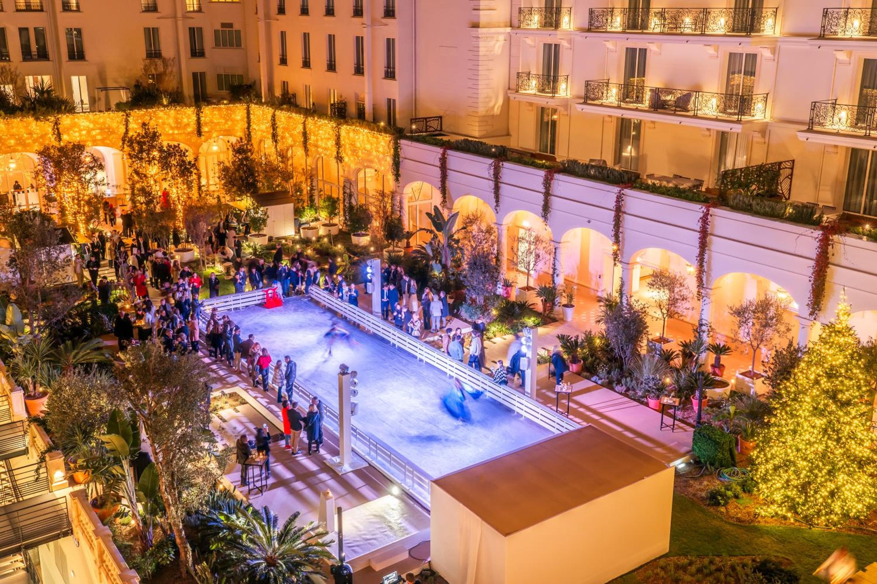 Carlton Cannes, a Regent Hotel — 15