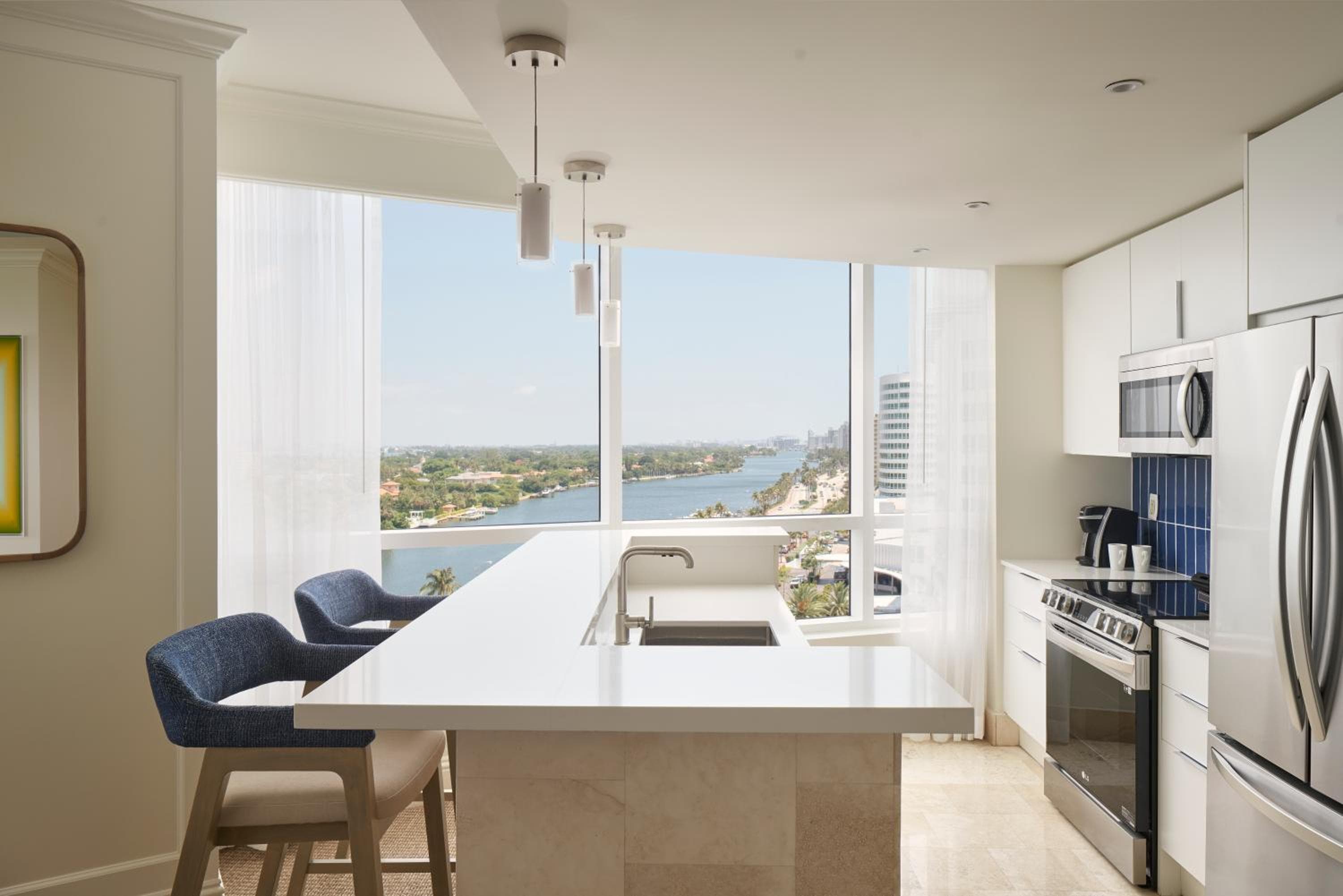 Fontainebleau Miami Beach — 23