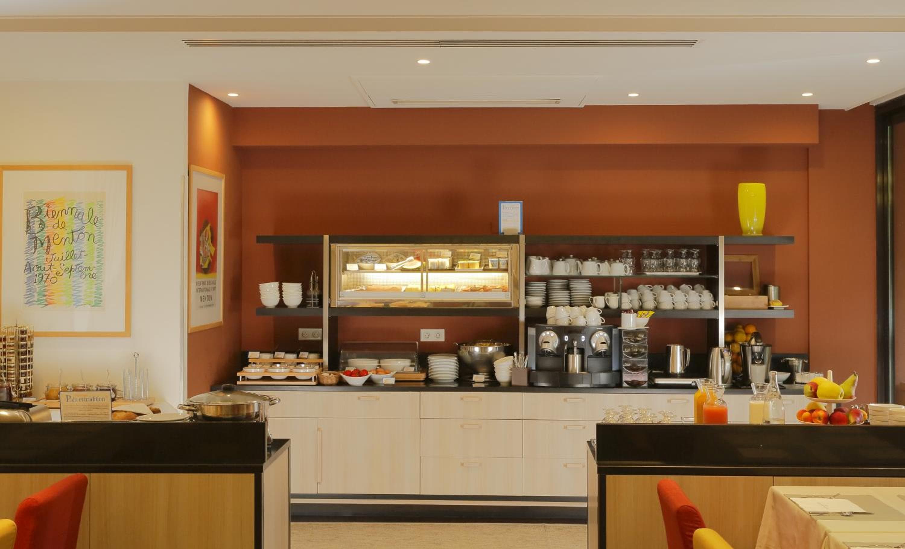 Hotel Napoléon — 26